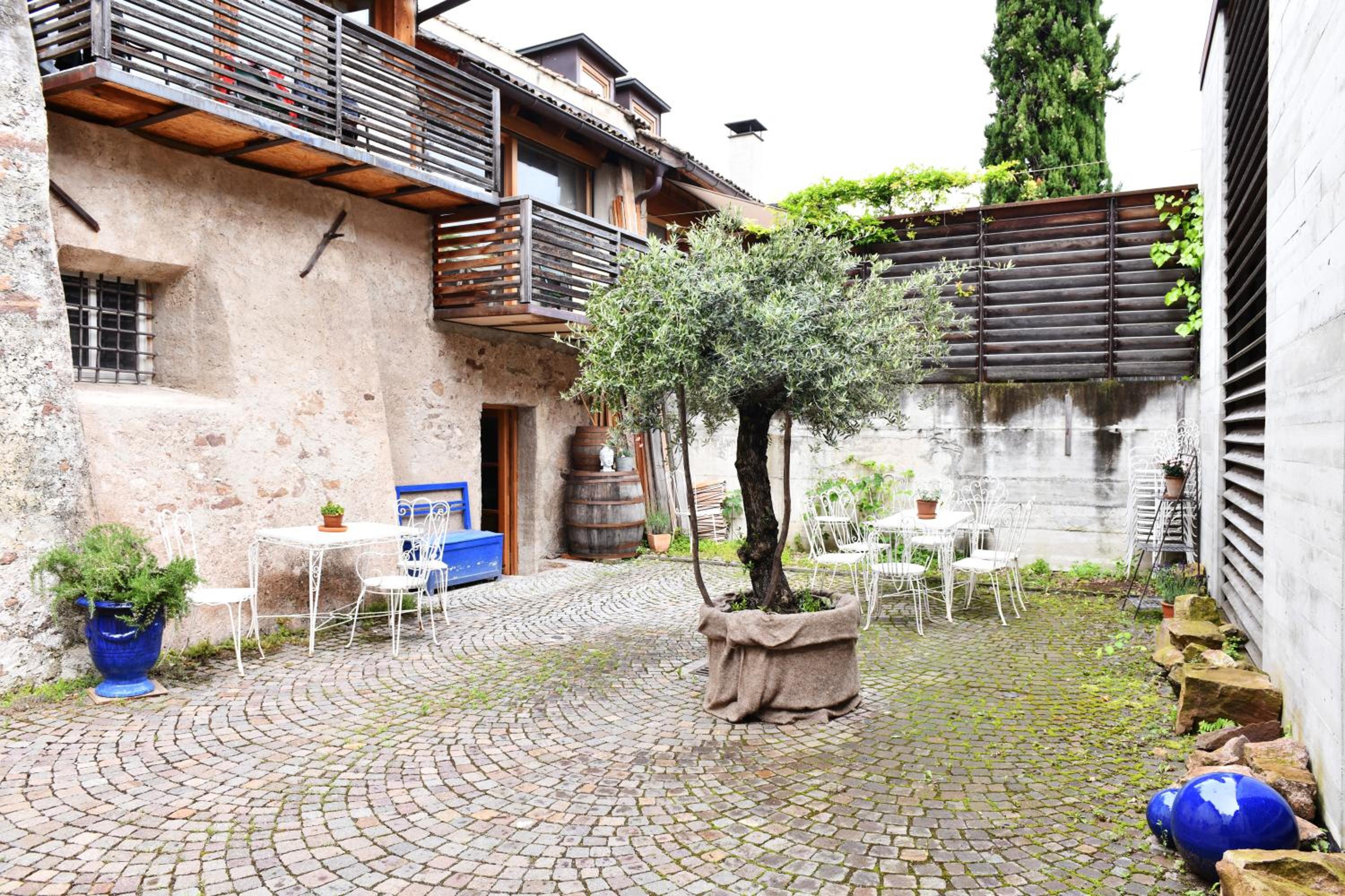 Apartment - Photo 53