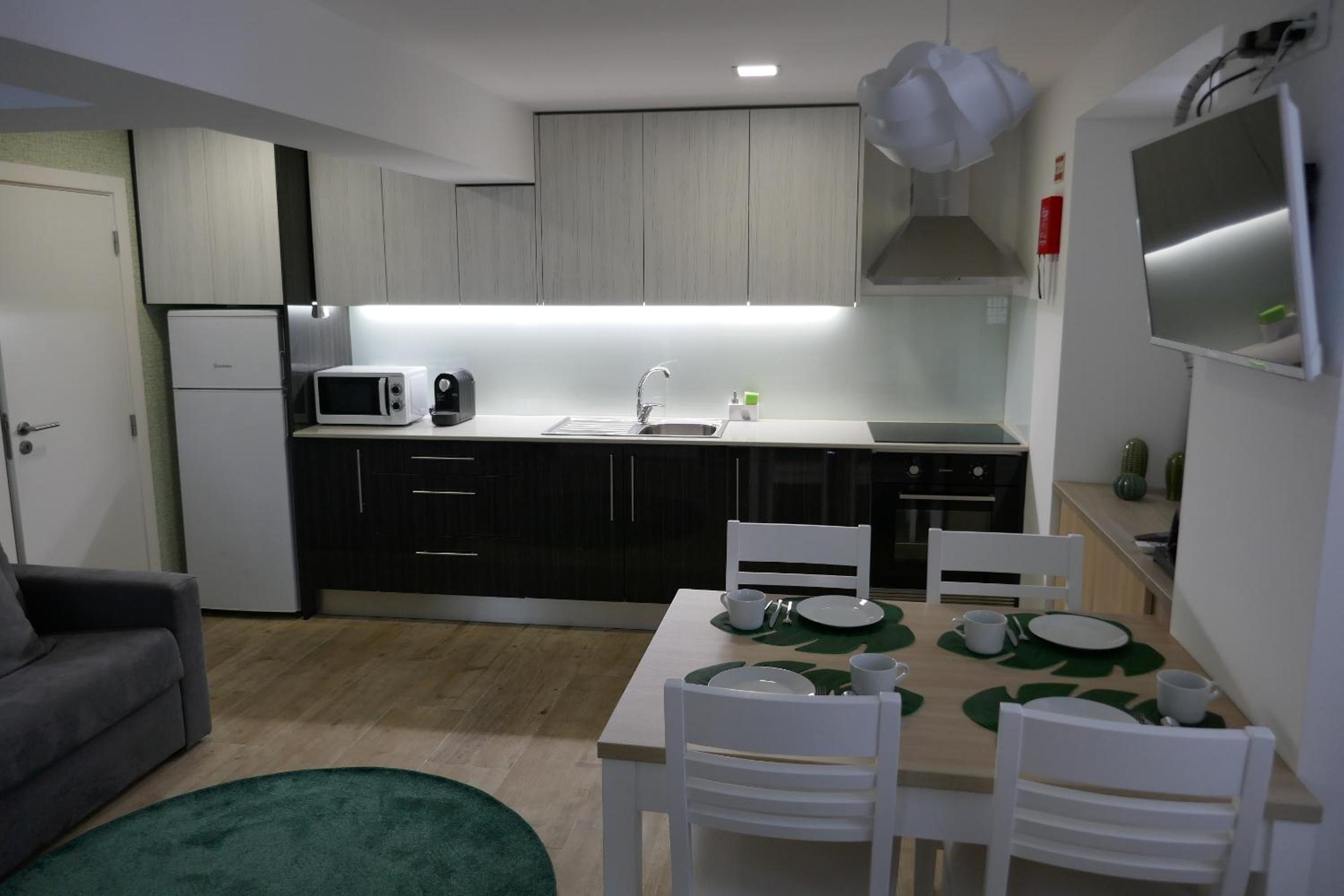 One-Bedroom Apartment - Photo 23