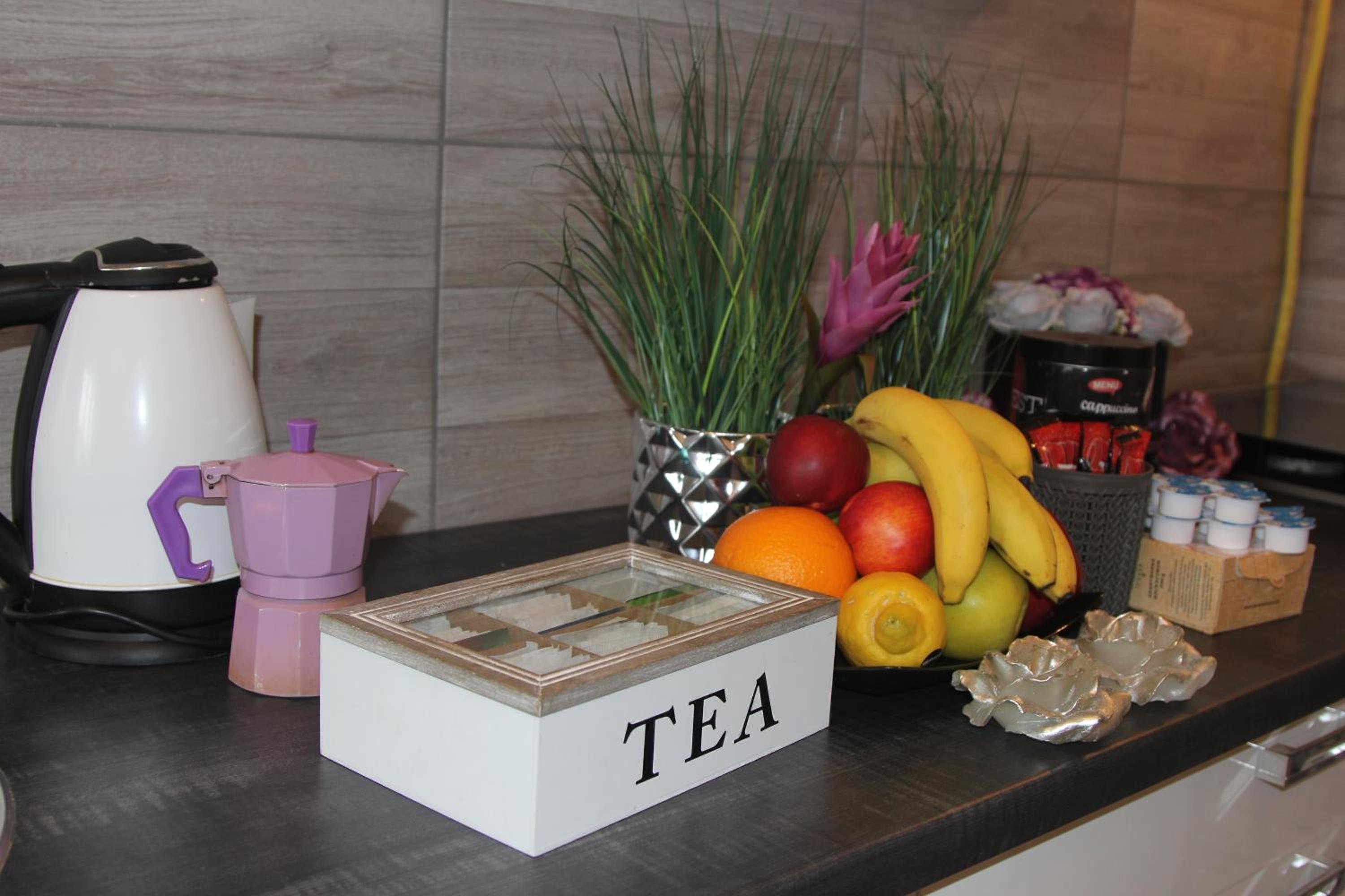 Studio Apartment - Photo 36