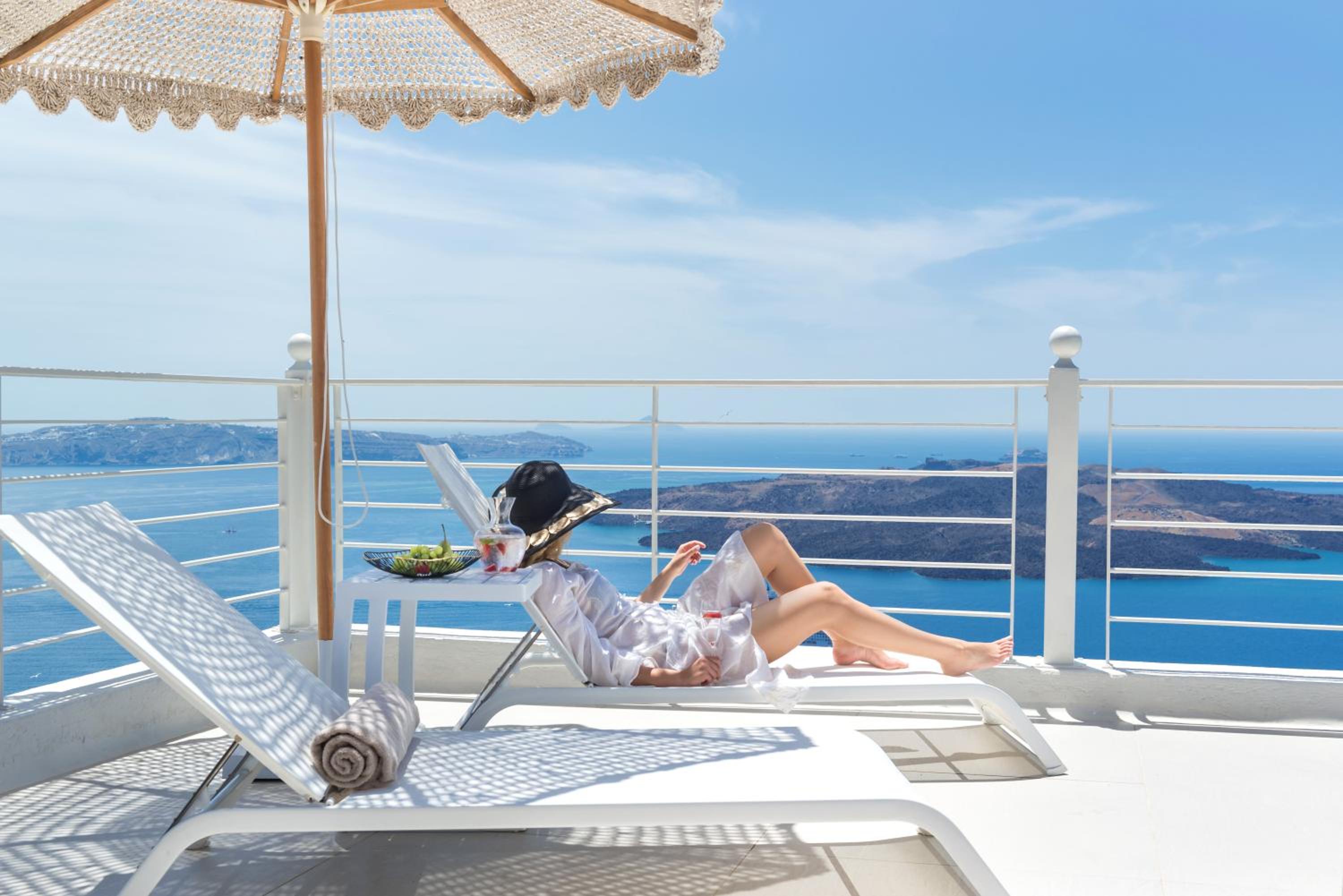 Honeymoon Villa with Hot Tub and Caldera View - Photo 11