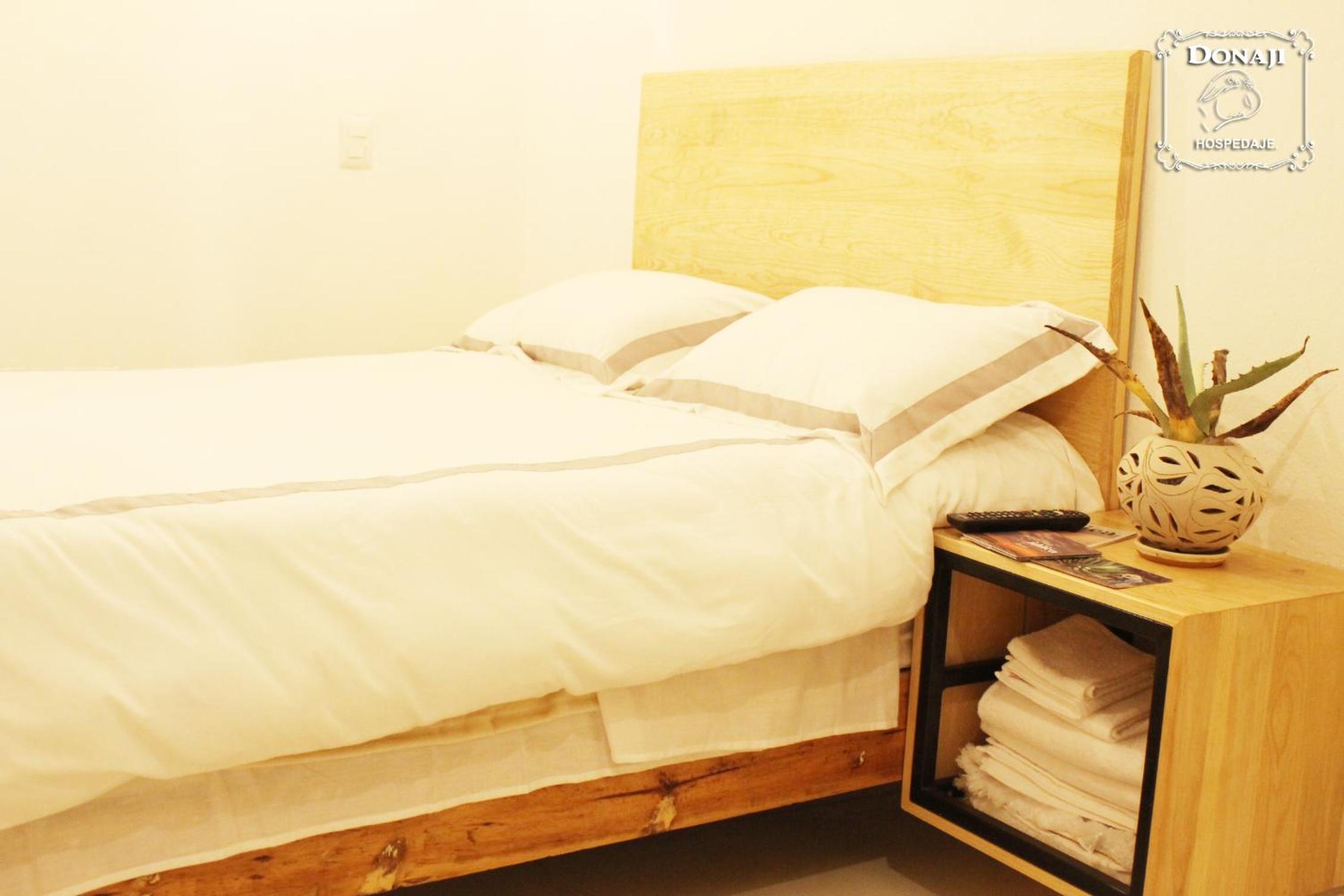 Double Room with Private Bathroom - Photo 15