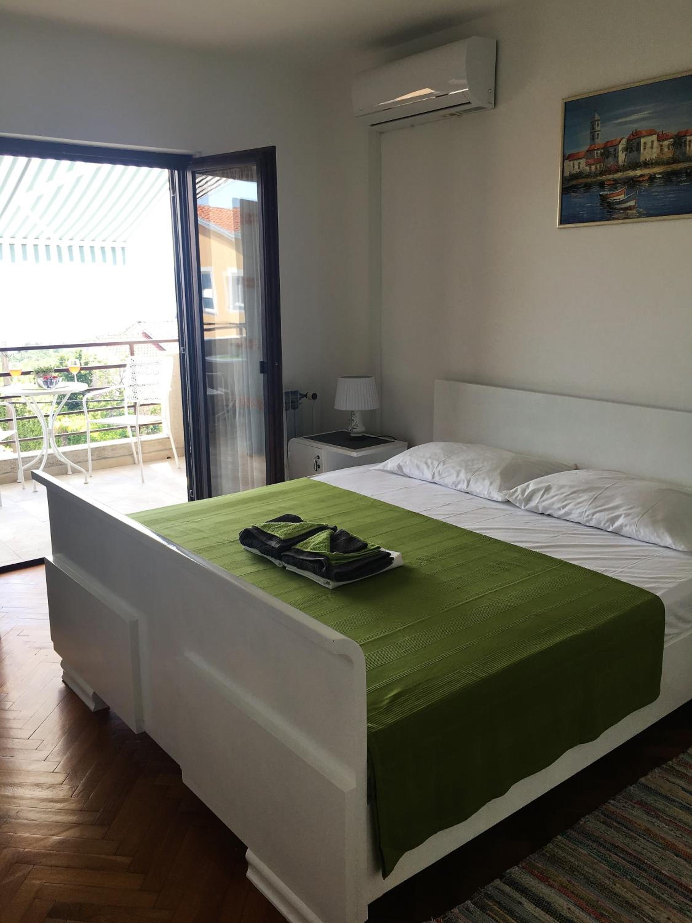 App 3 Apartment with Balcony and Sea View