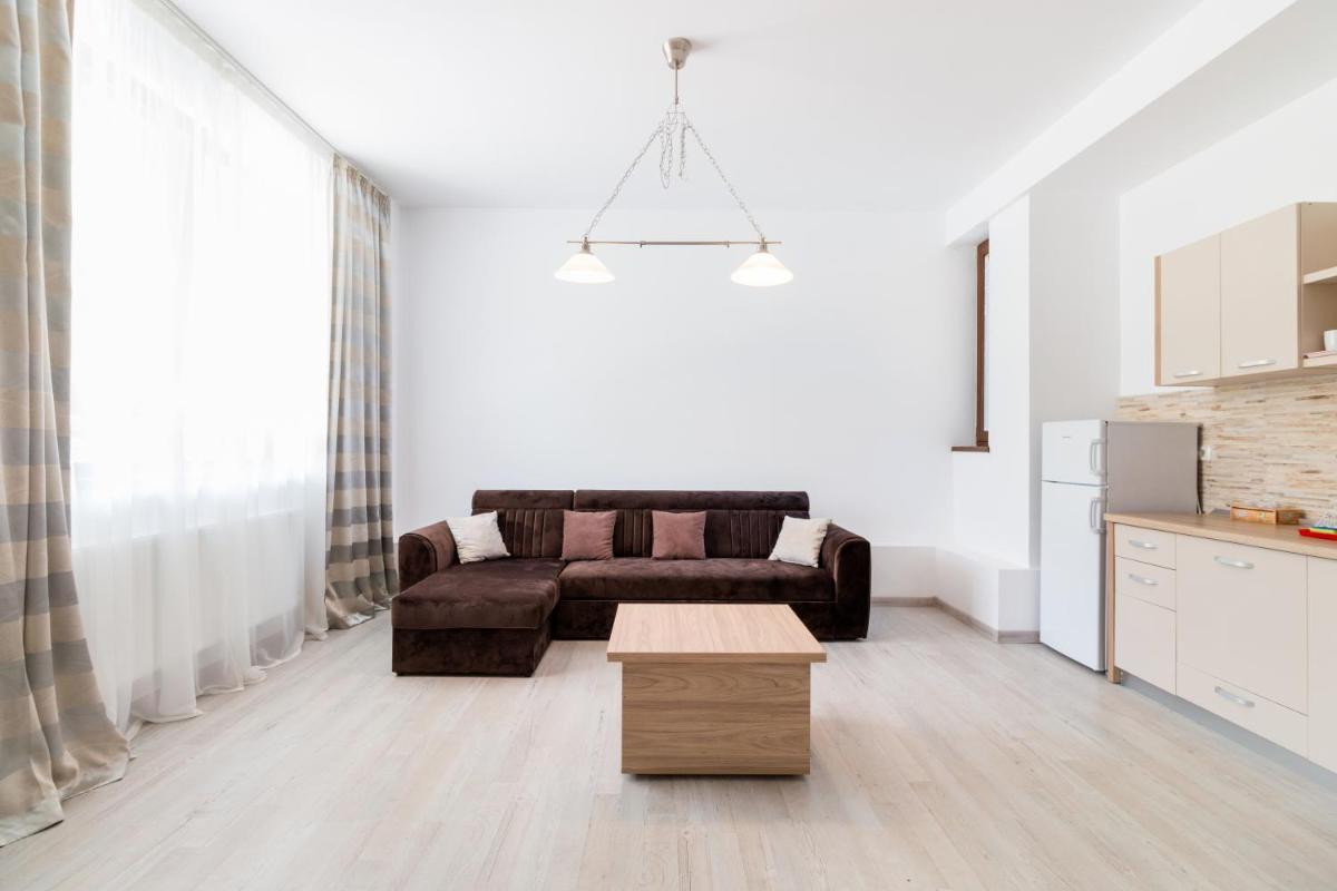 Studio Ground Floor photo 3