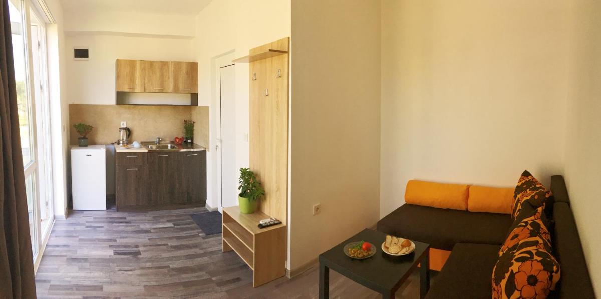 Suite with Garden View photo 1