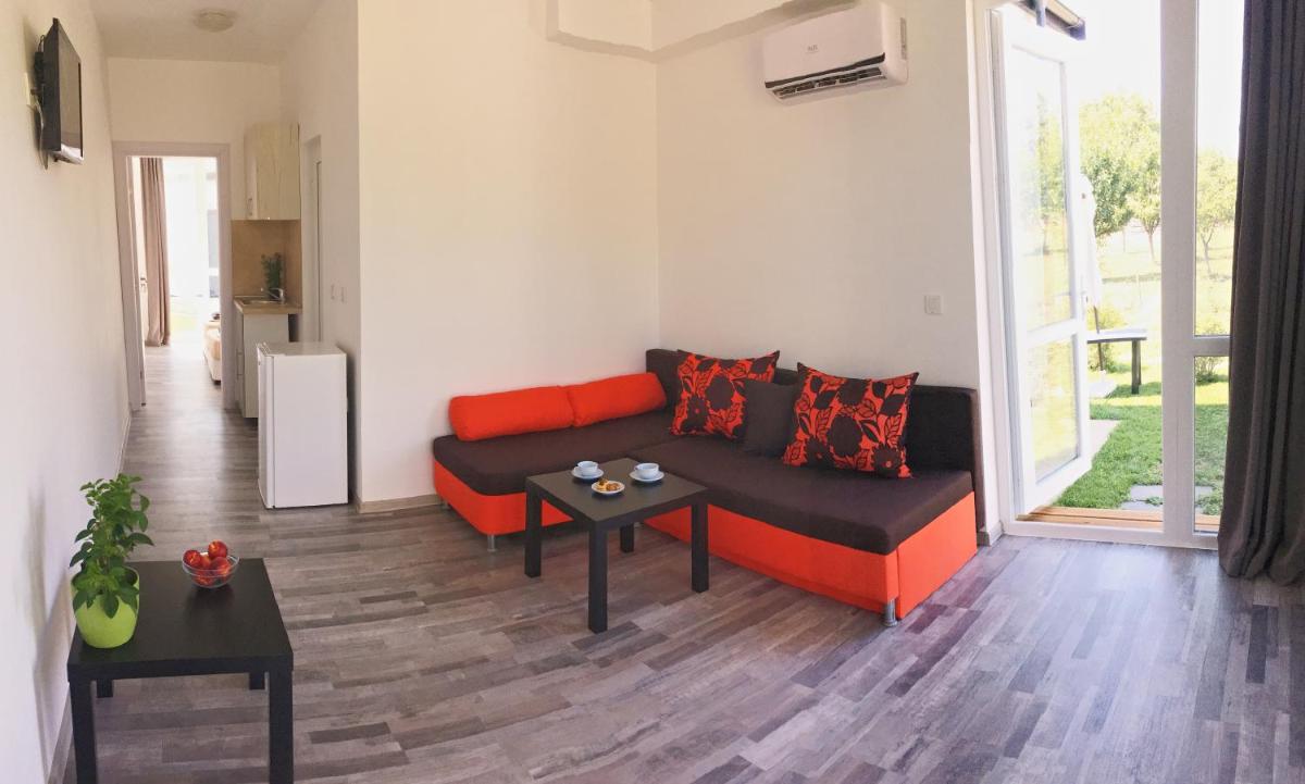 Suite with Garden View photo 3