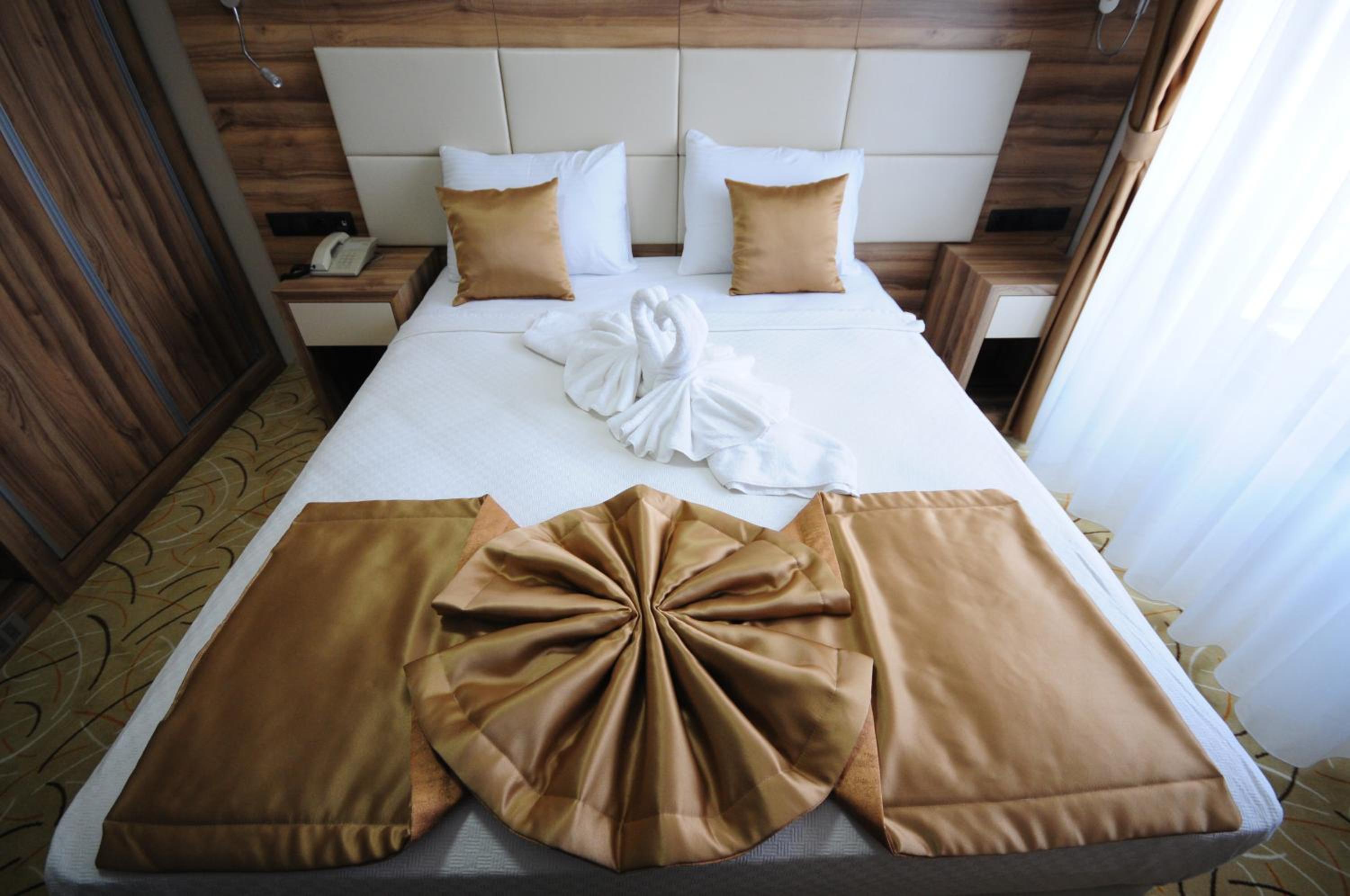 Standard Double Room - Photo 6