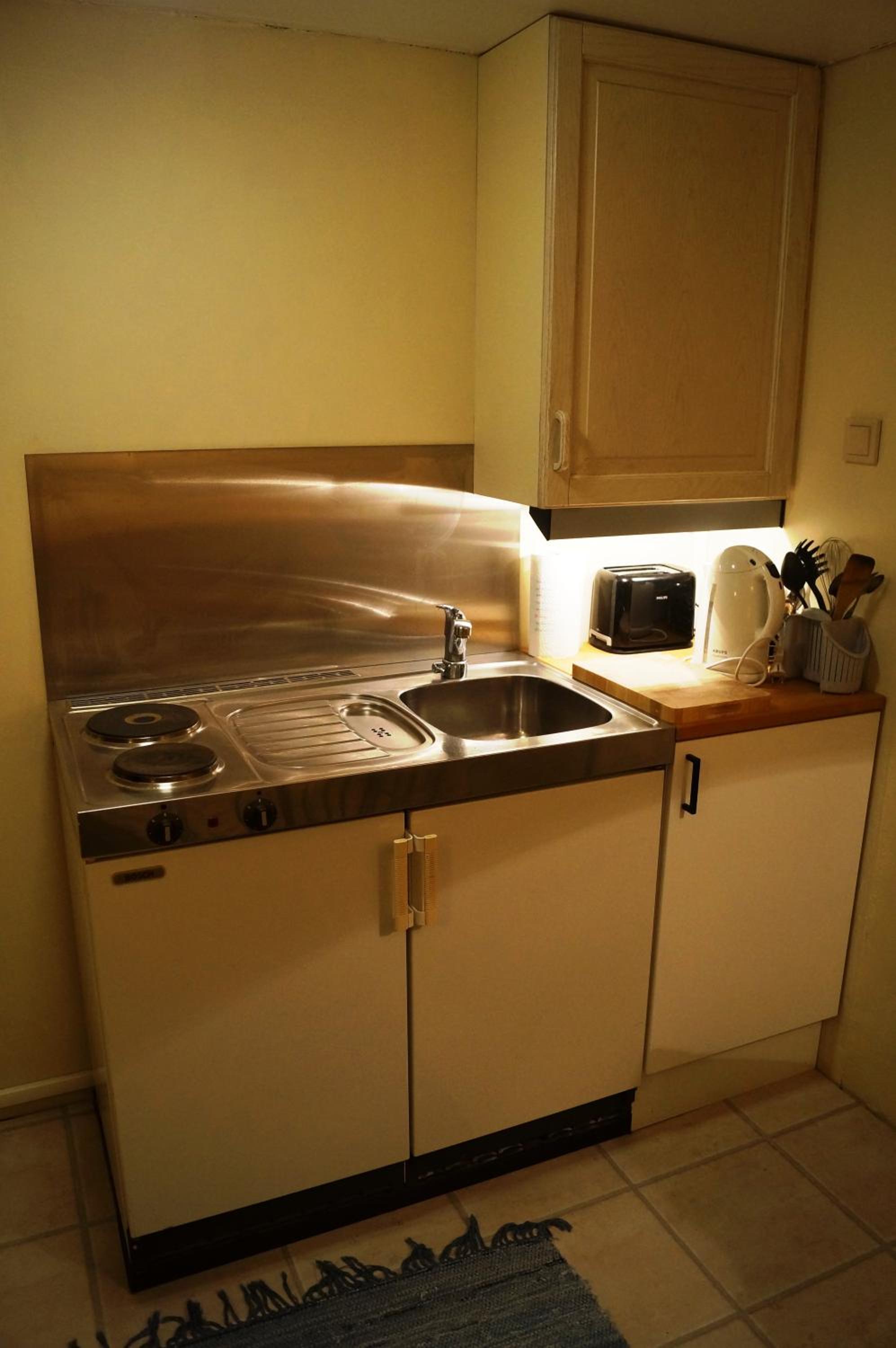 Double Room with Shared Bathroom photo 2