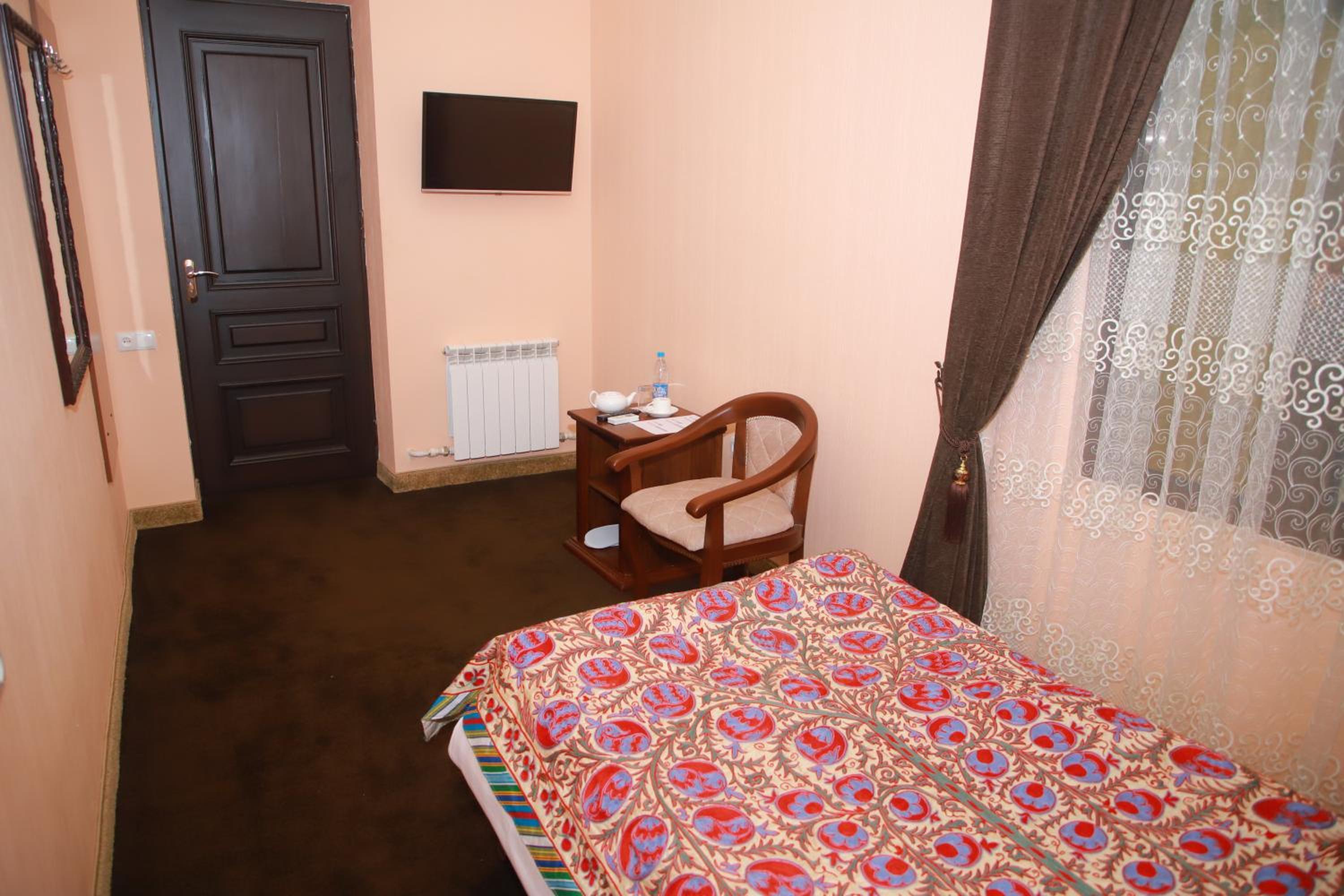 Single Room photo 1