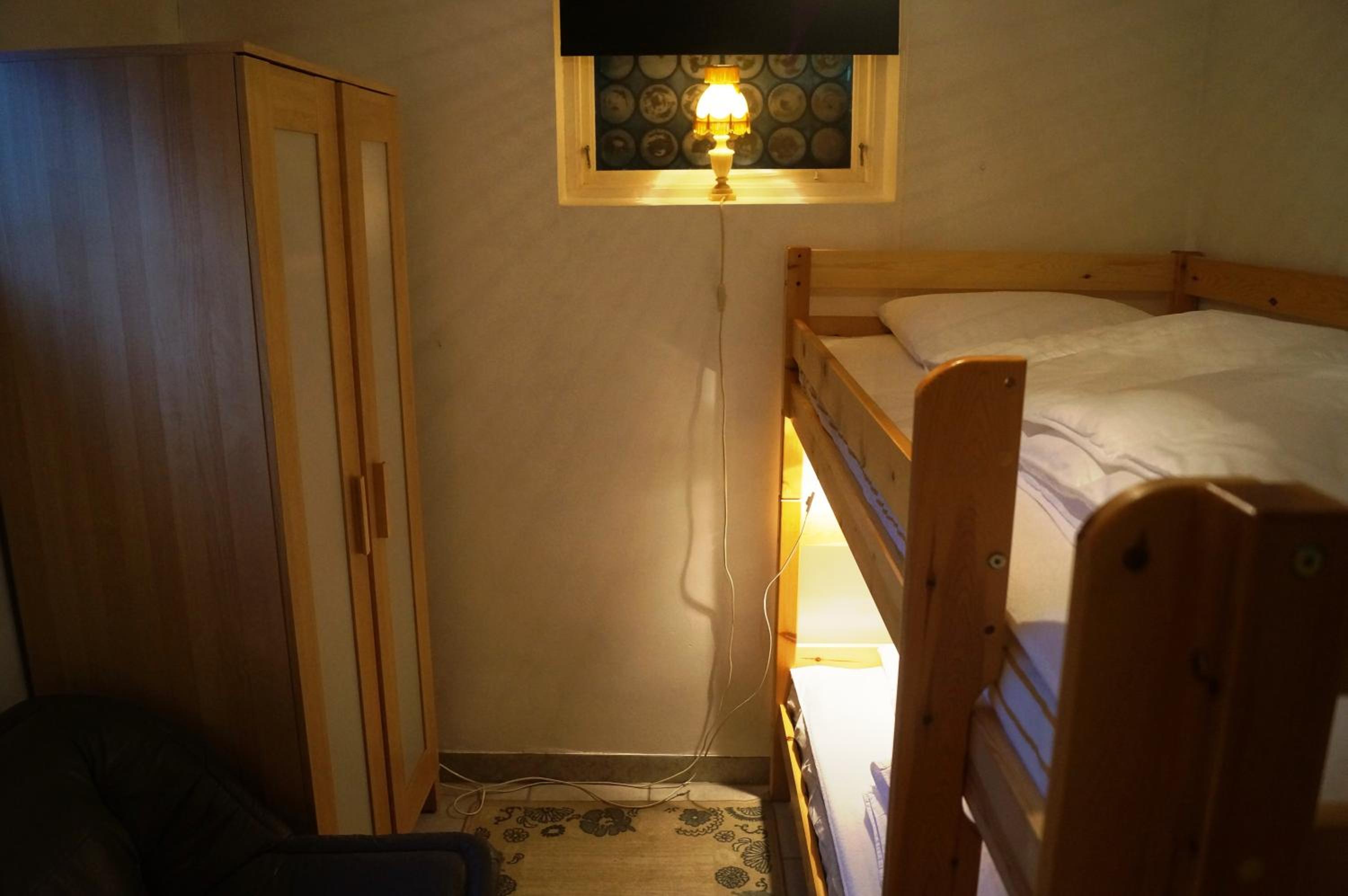 Quadruple Room with Shared Bathroom photo 1