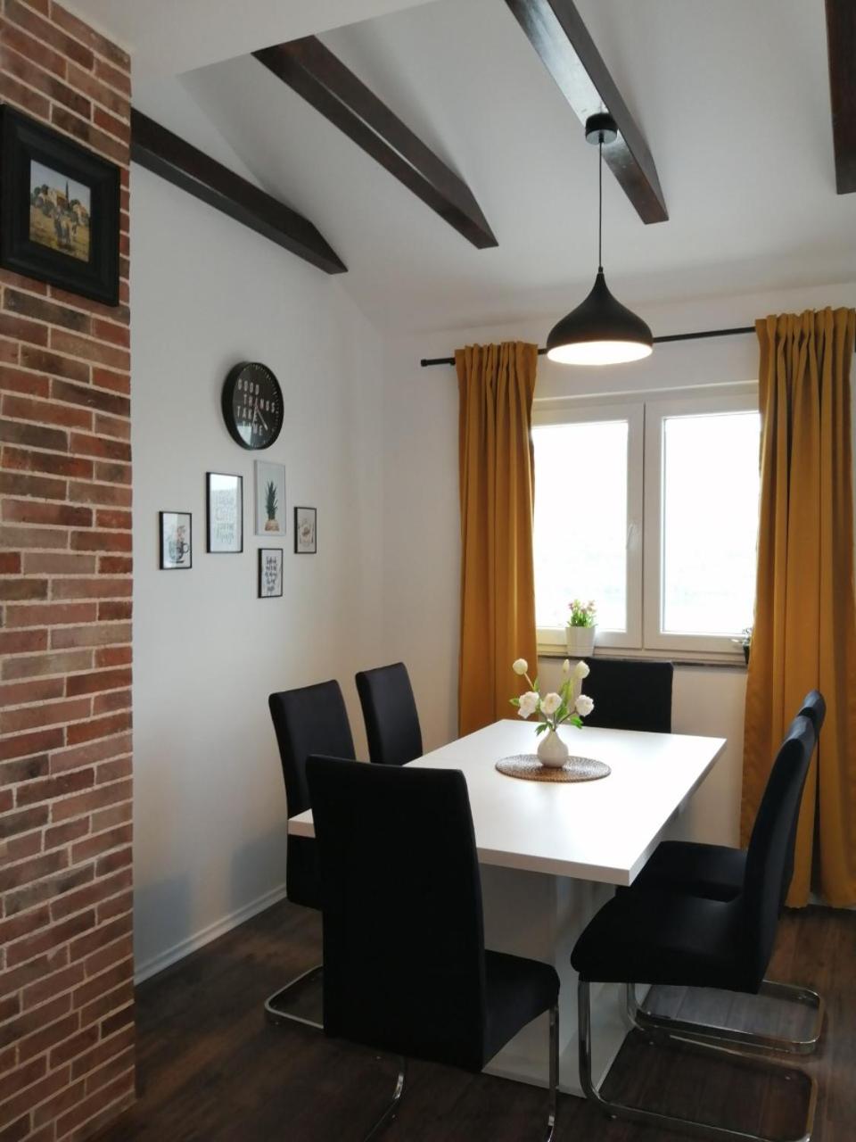 Apartment with Sea View photo 2