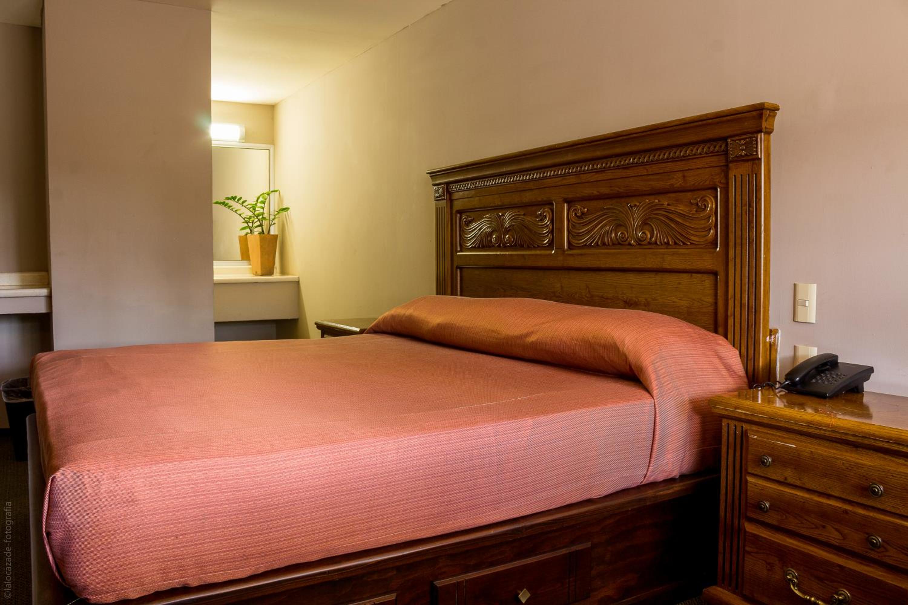 King Room with Garden View - Photo 4