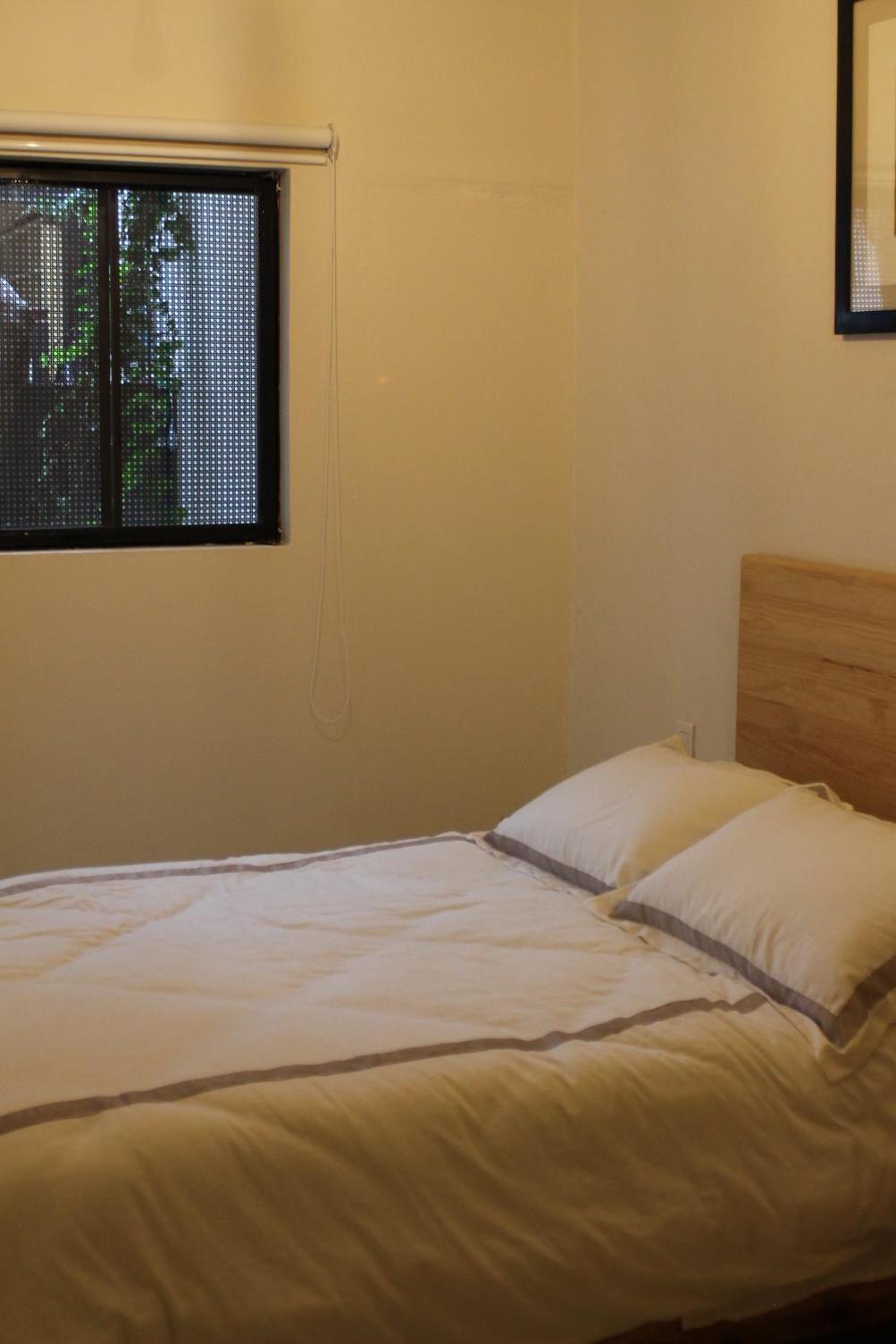 Double Room with Private Bathroom - Photo 7