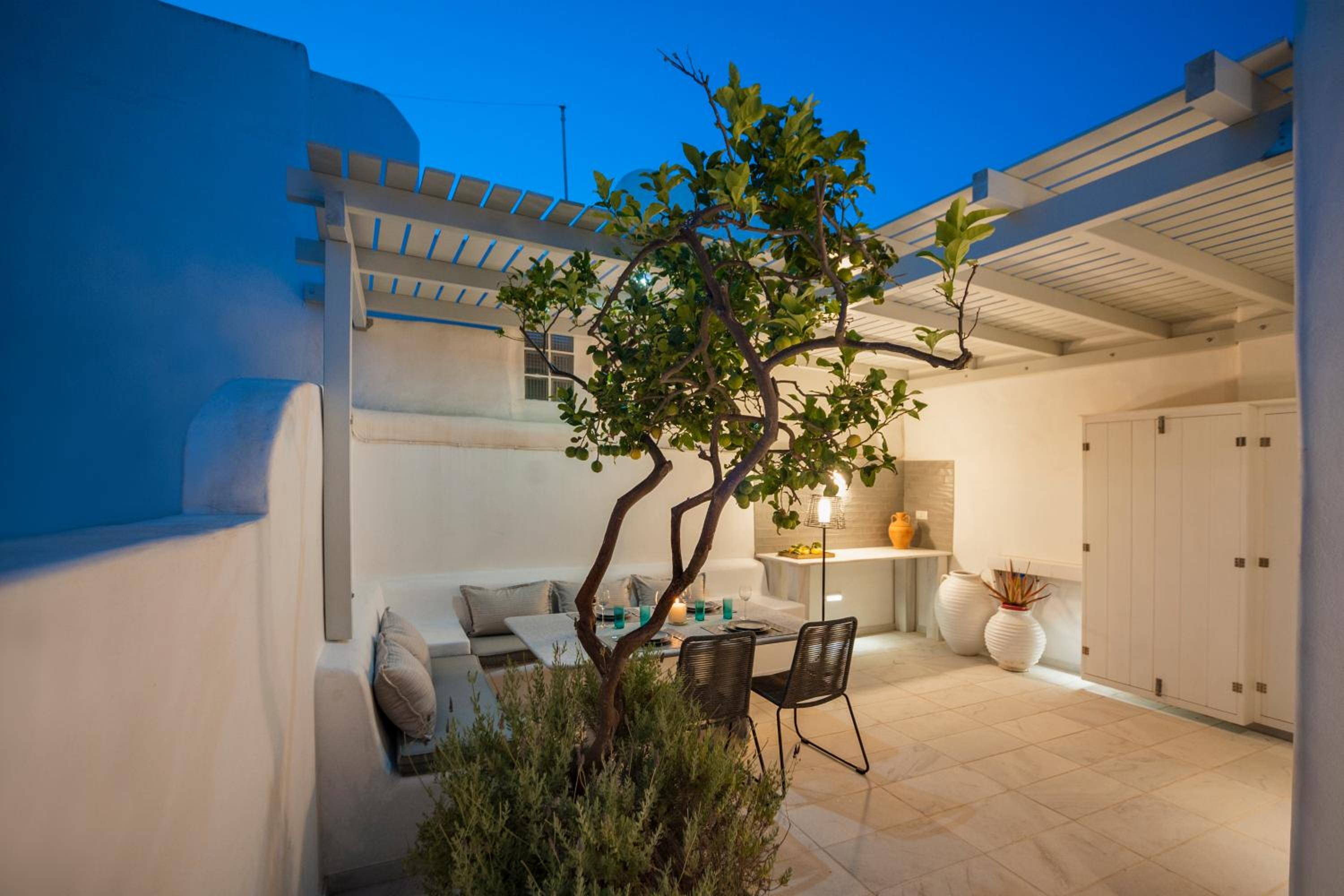 Three-Bedroom Villa photo 2