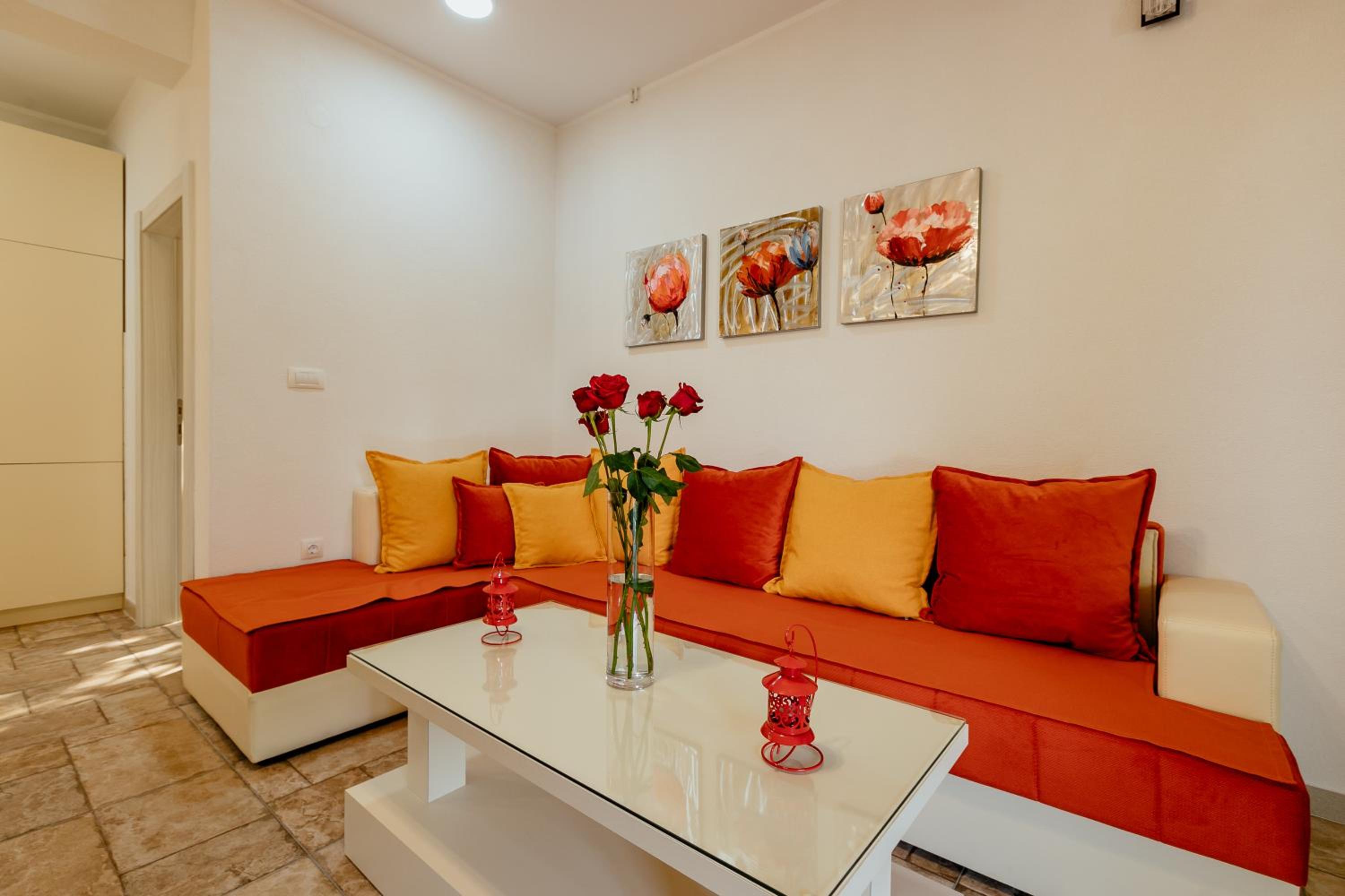 Apartment - Ground Floor photo 3