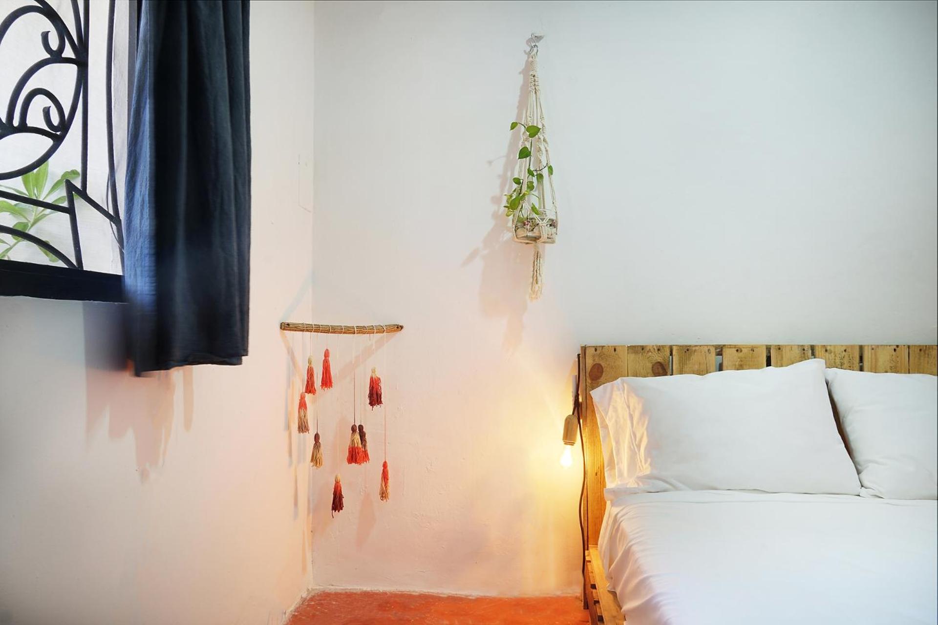 Double Room with Private Bathroom - Photo 7