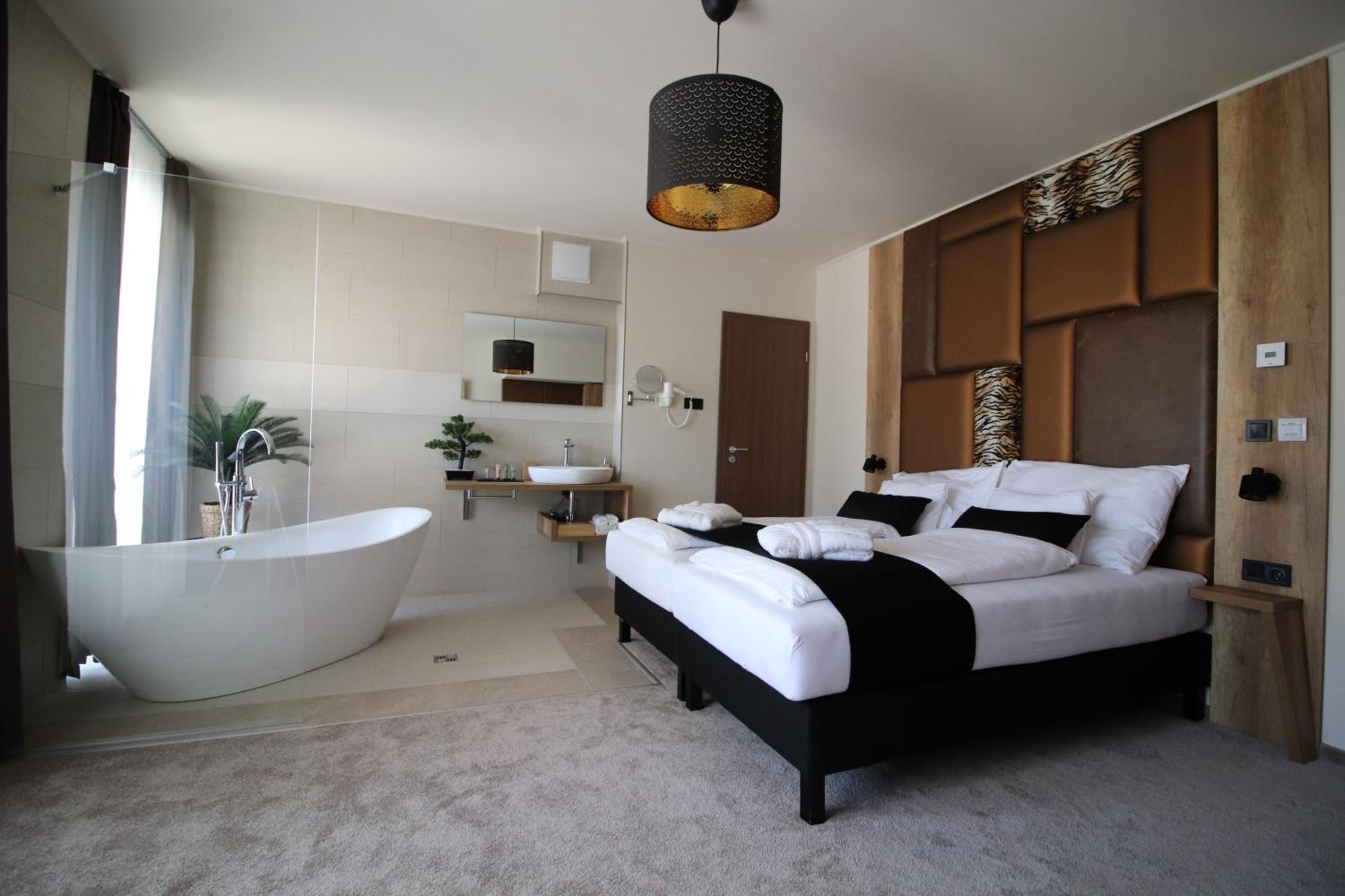 Superior Queen Room - Photo 2