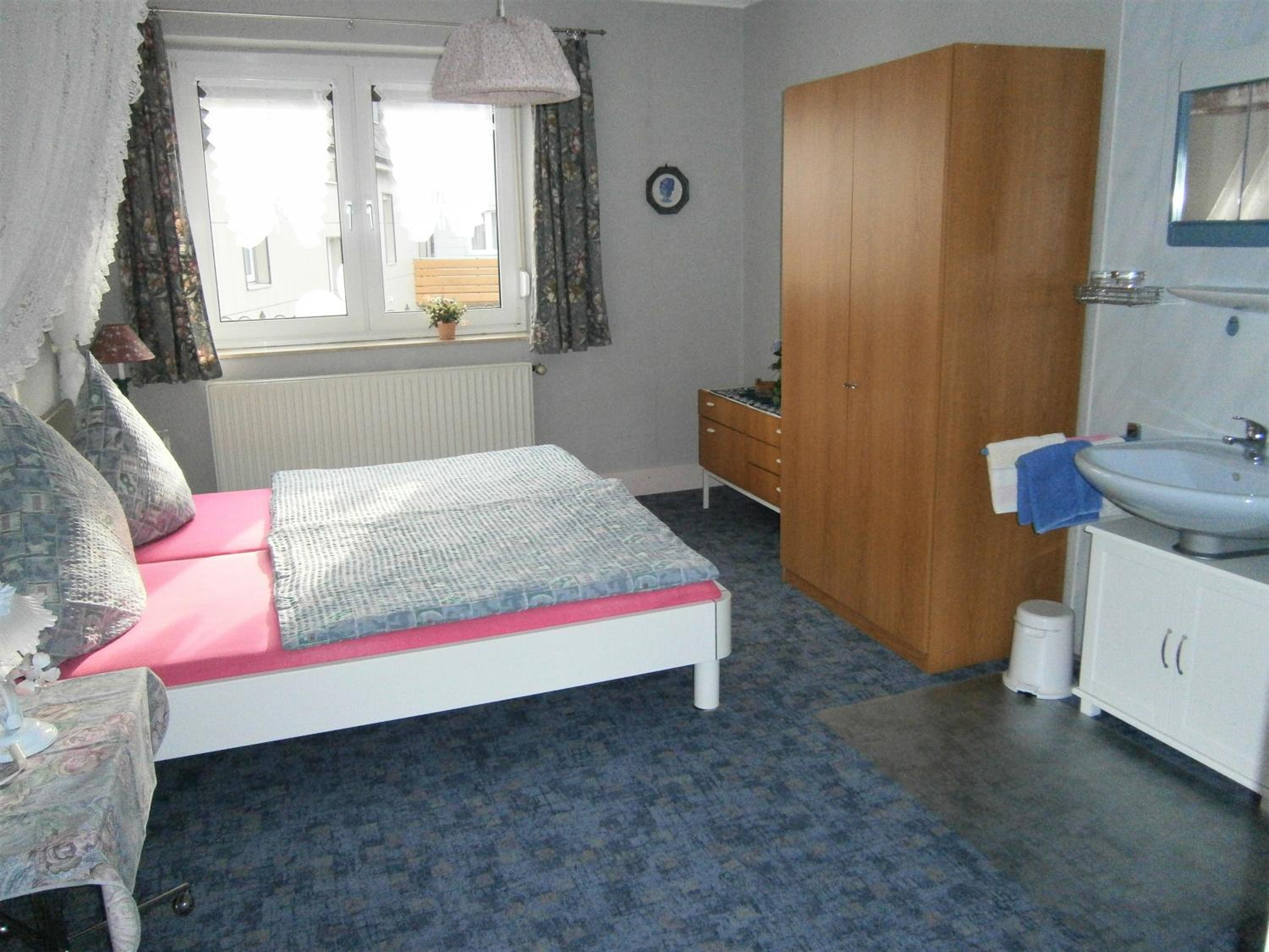 One-Bedroom Apartment with Terrace photo 1