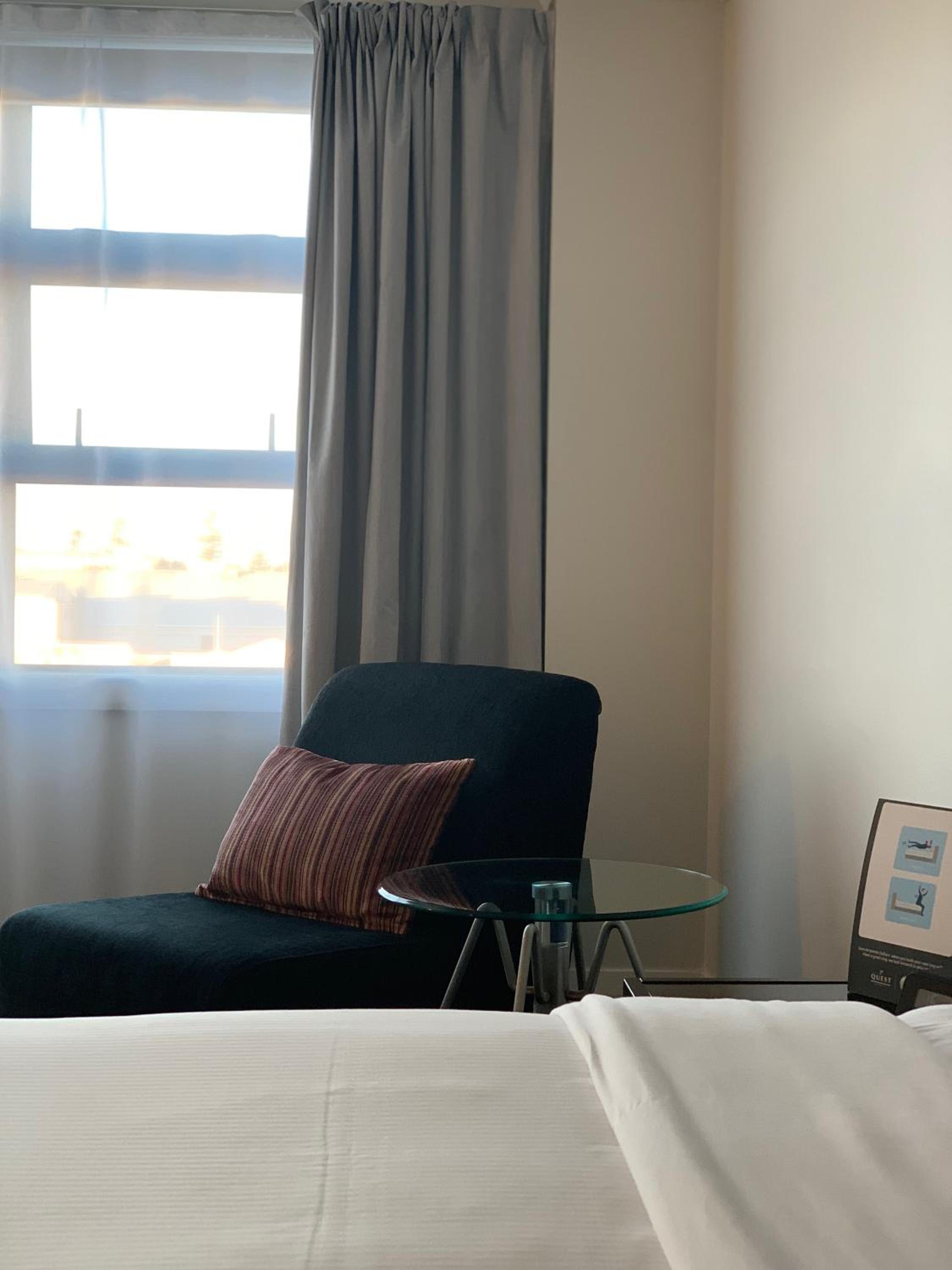 Studio Apartment - Photo 1