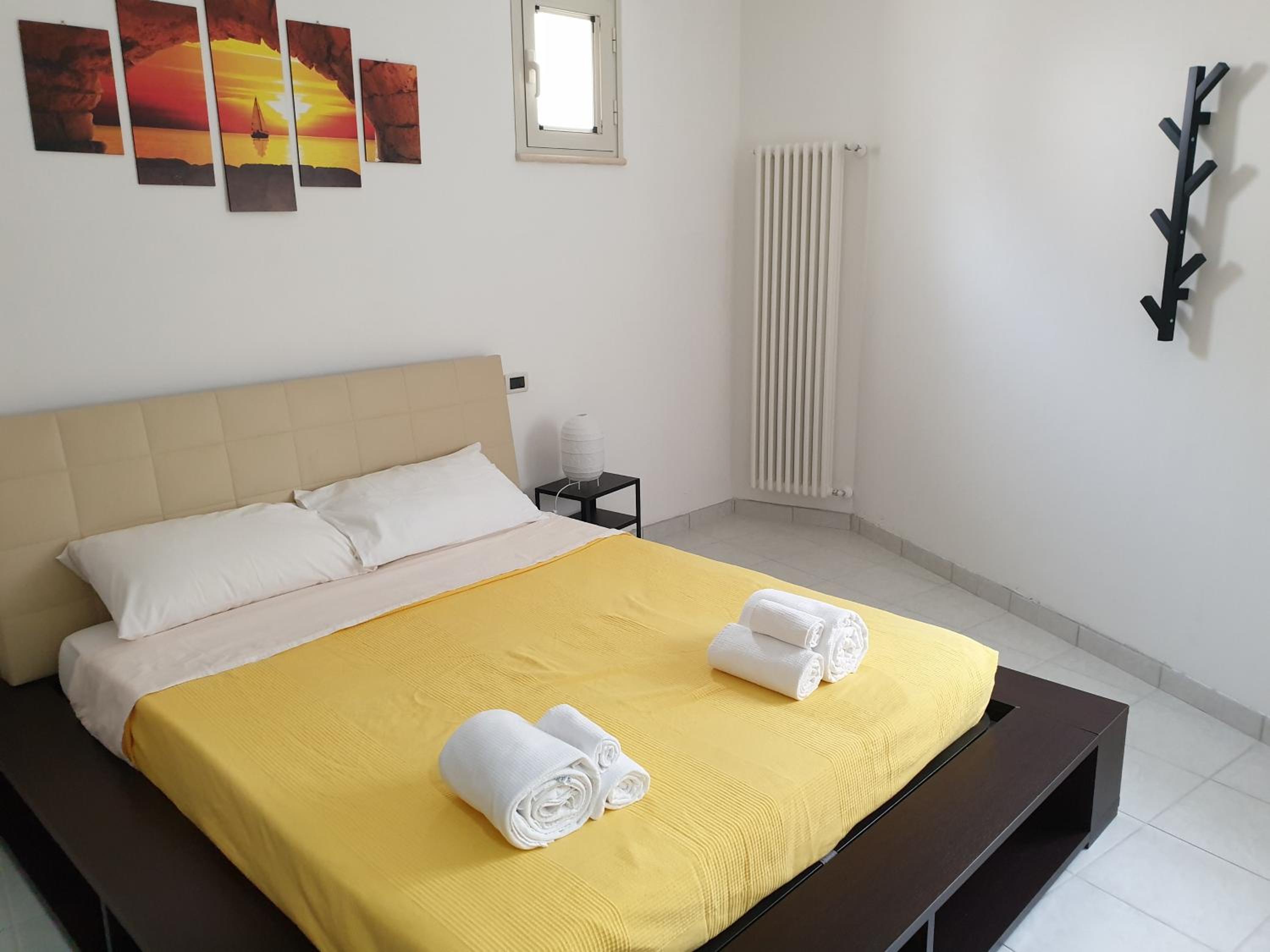 Double Room - Photo 7