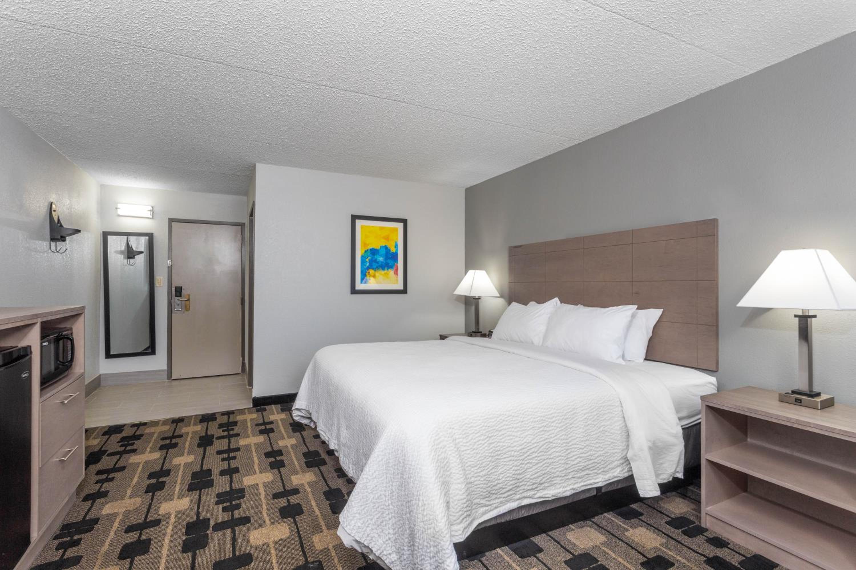 King Room - Disability Access/Non-Smoking - Photo 1