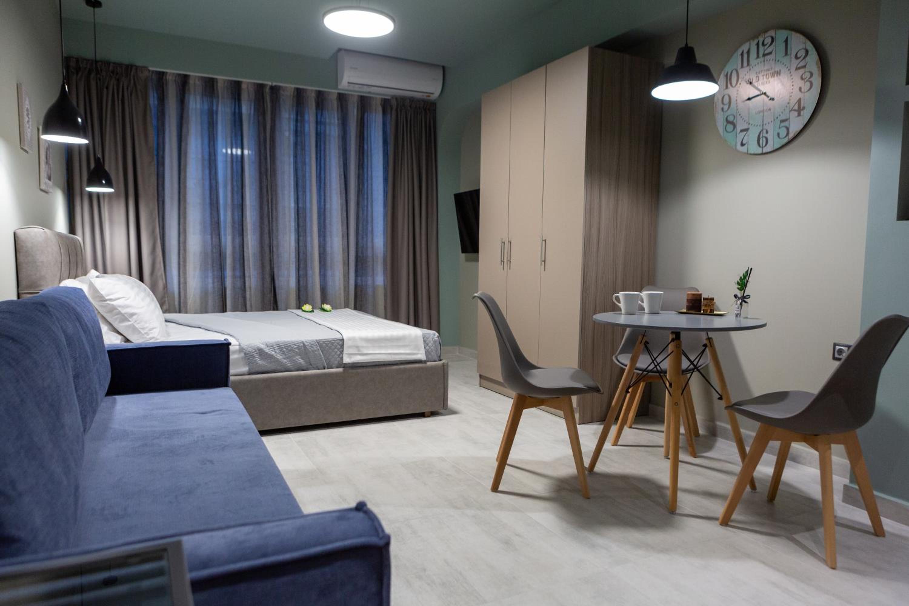 Deluxe Apartment