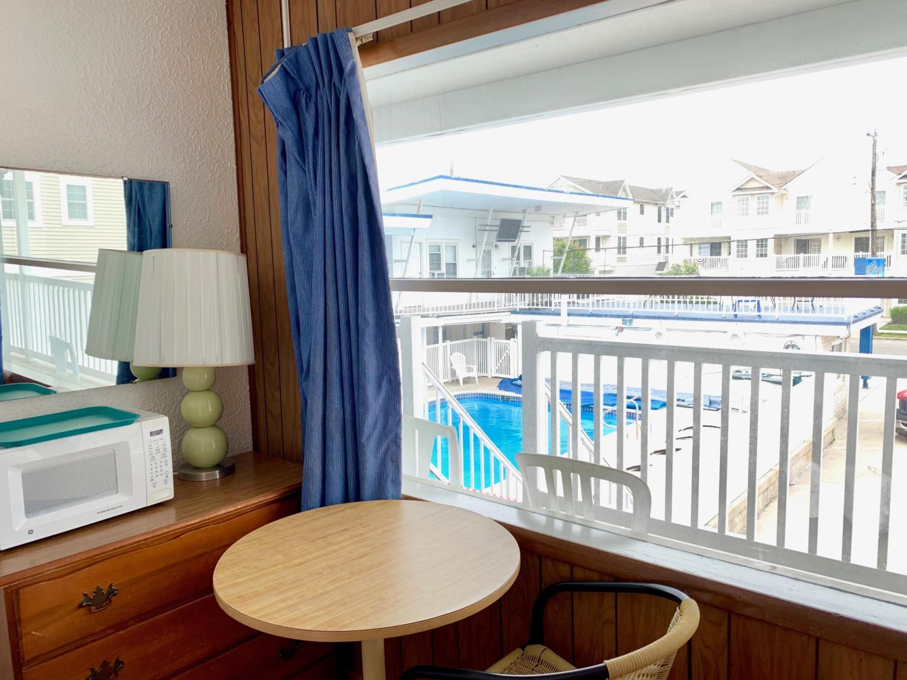 Standard Room with Two Double Beds photo 2