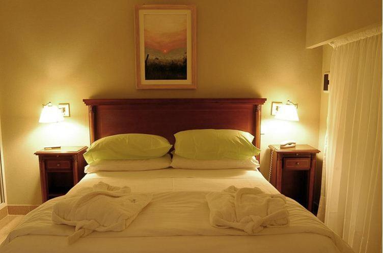 Loft (2 Adults)