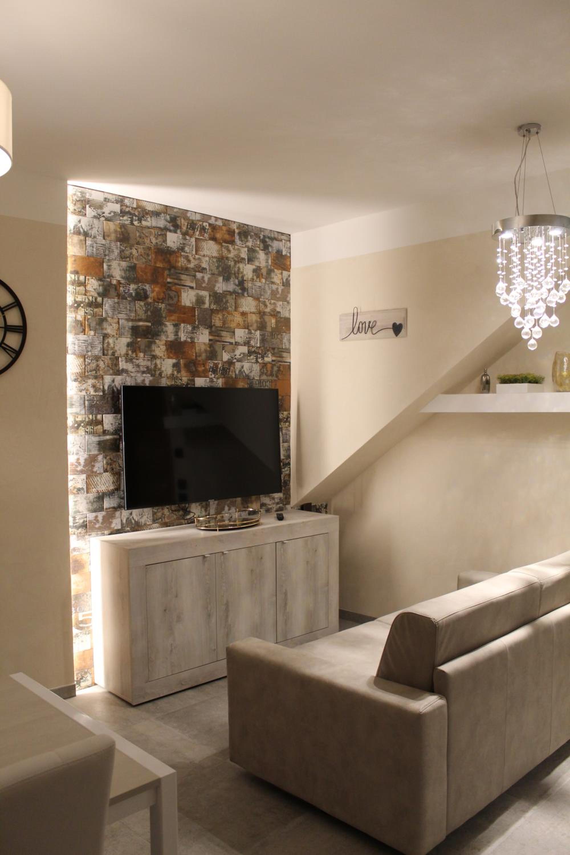 One-Bedroom Apartment - Photo 15