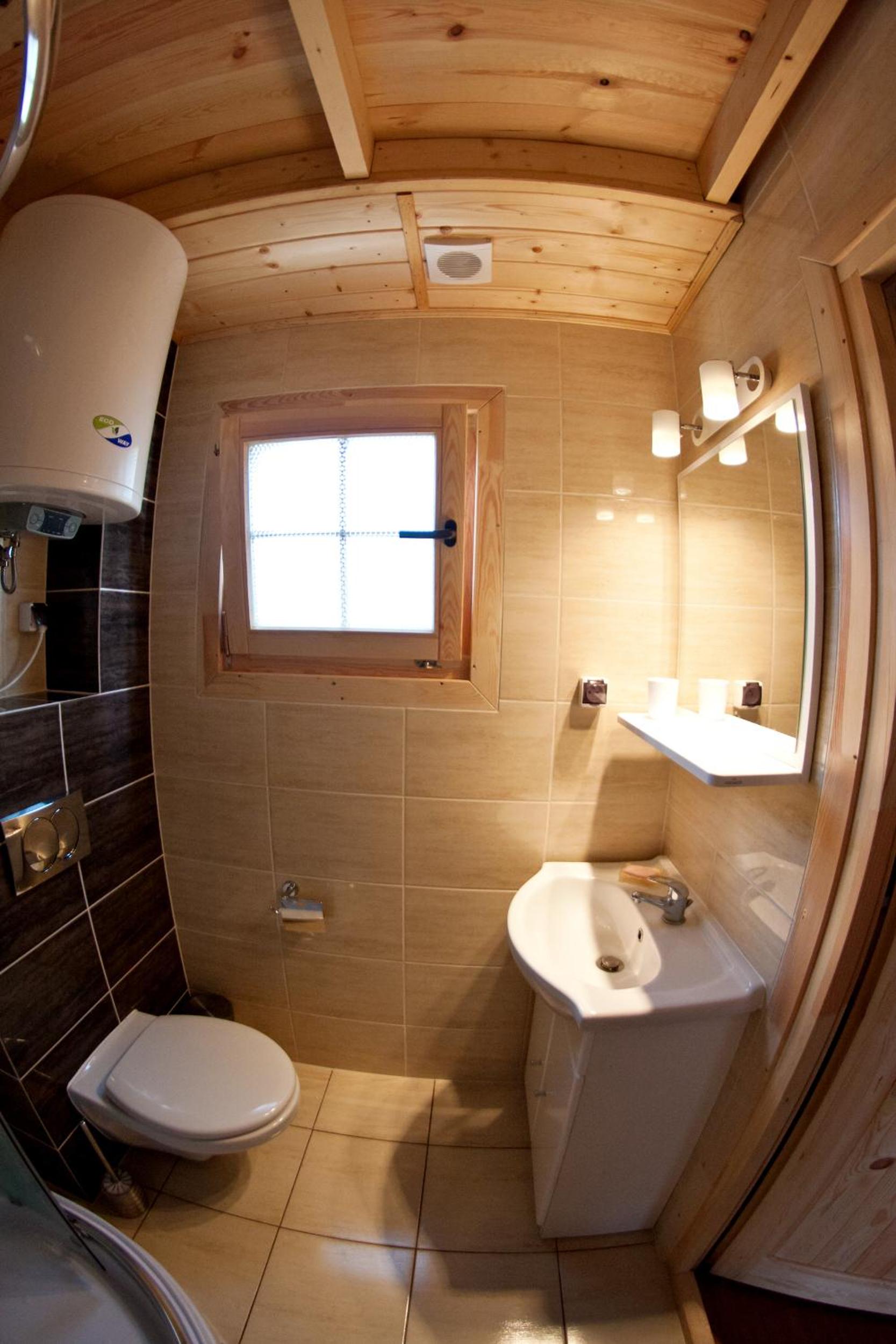 Cottage (5 Adults) photo 2
