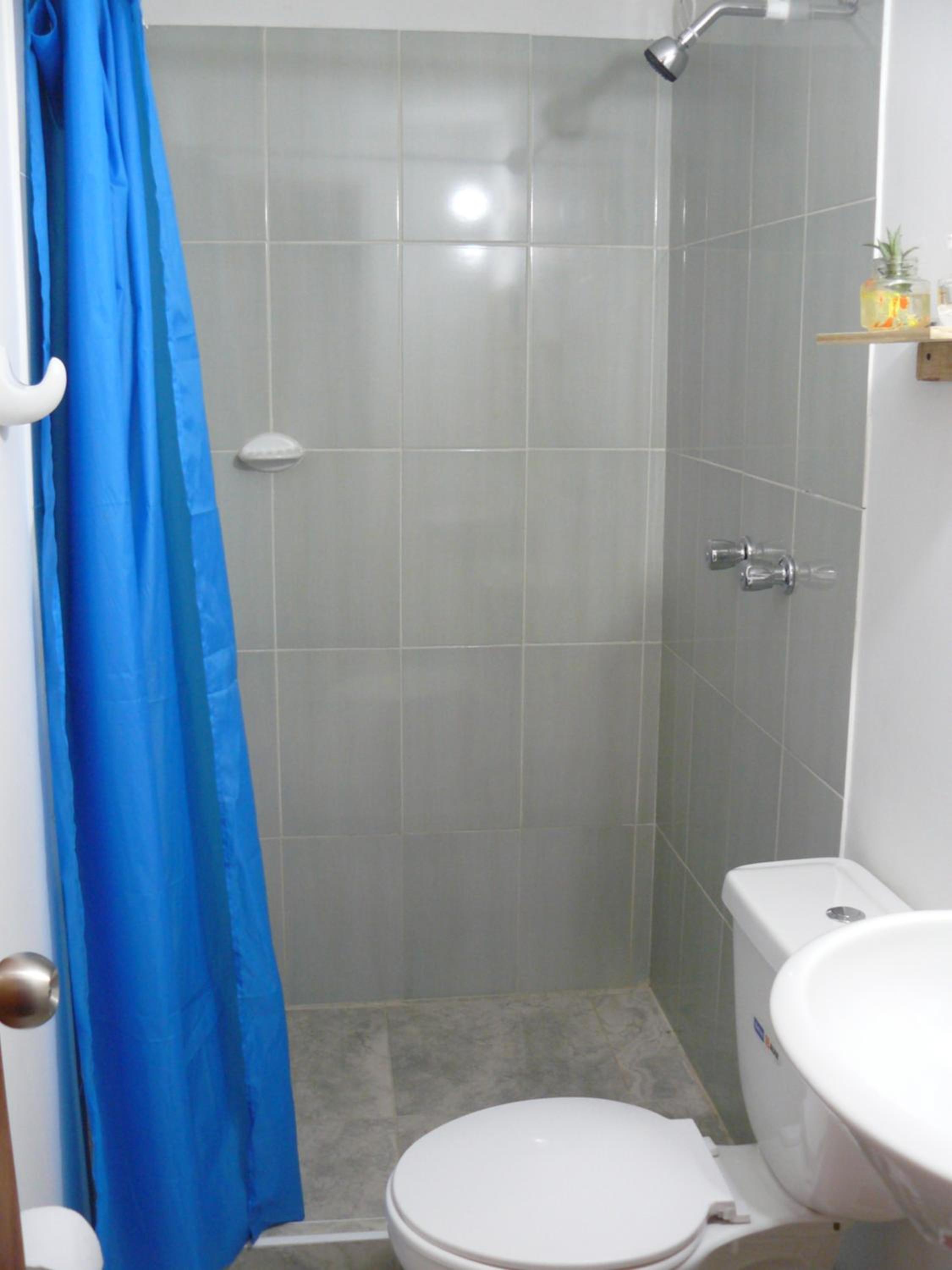 Quadruple Room with Shared Bathroom photo 2
