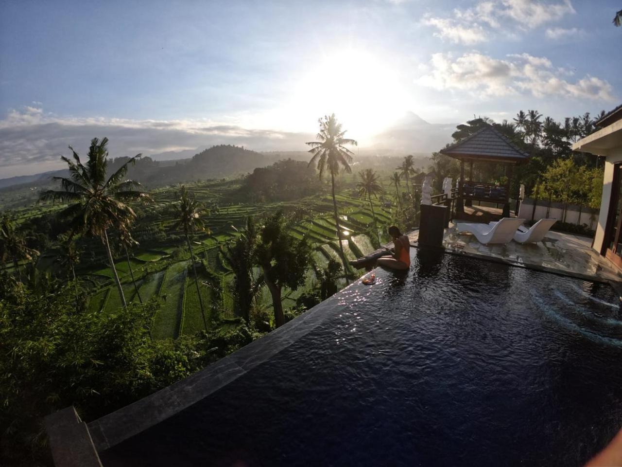 Villa with Private Pool - Photo 42