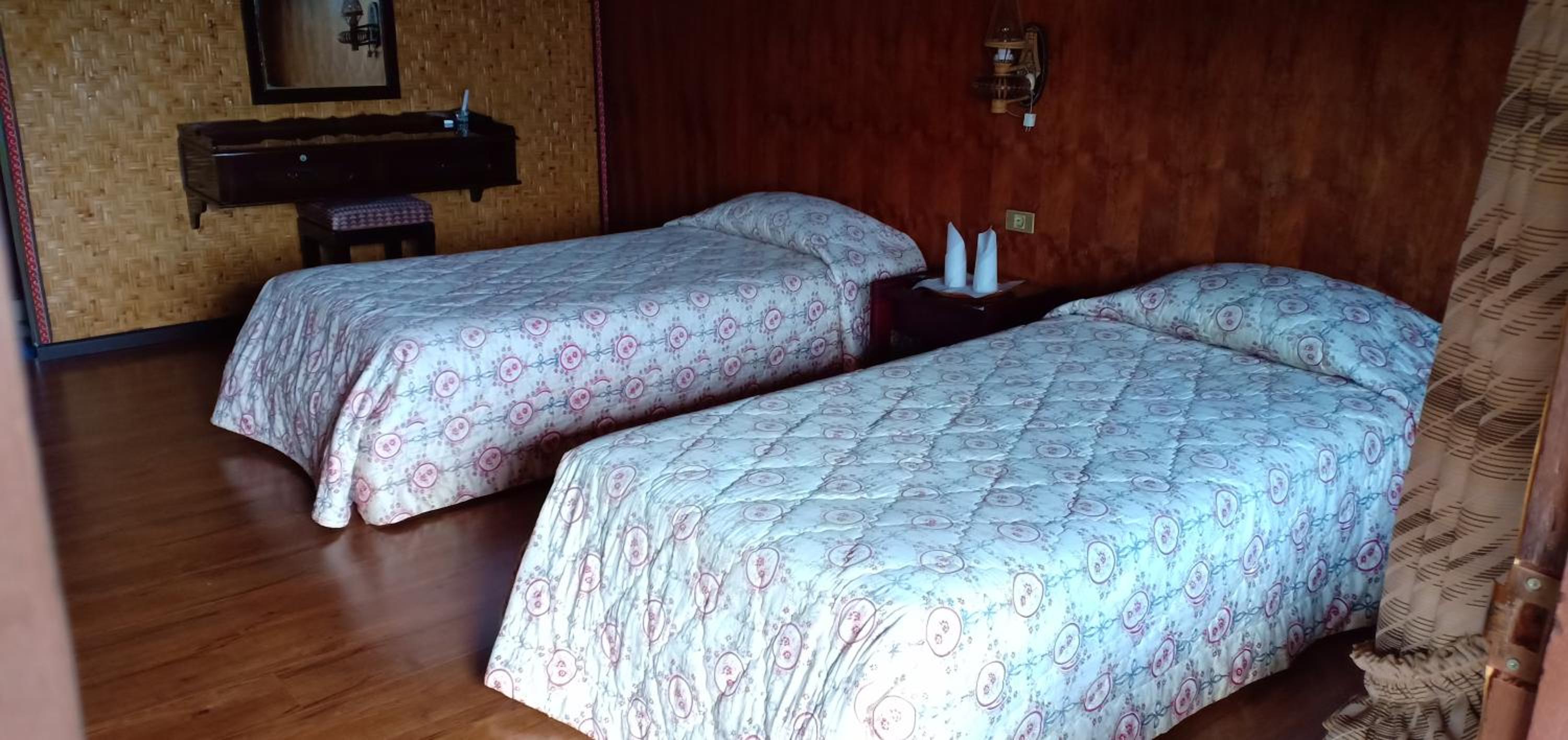 Double or Twin Room - Photo 5