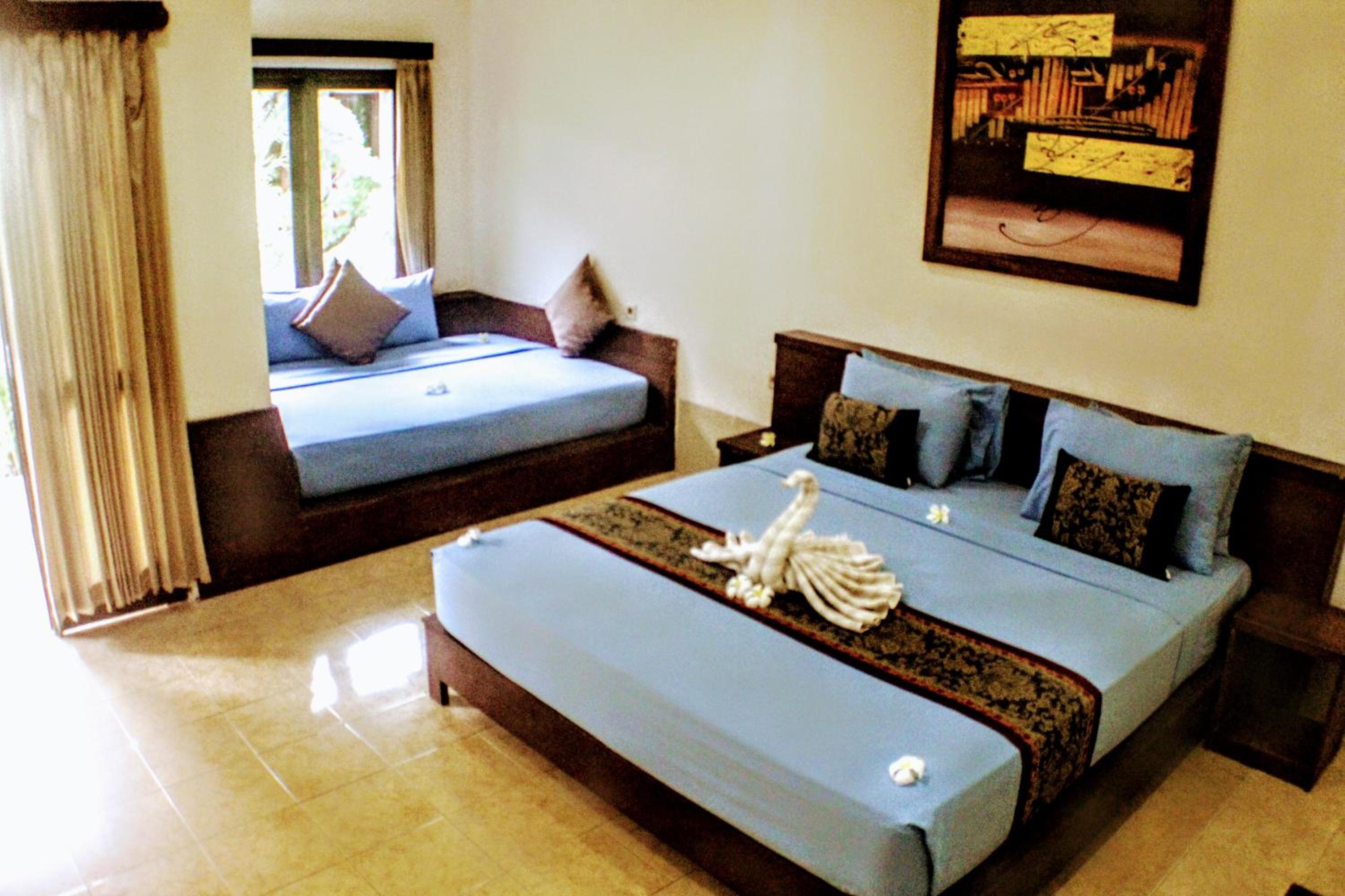Deluxe Family Room - Photo 11