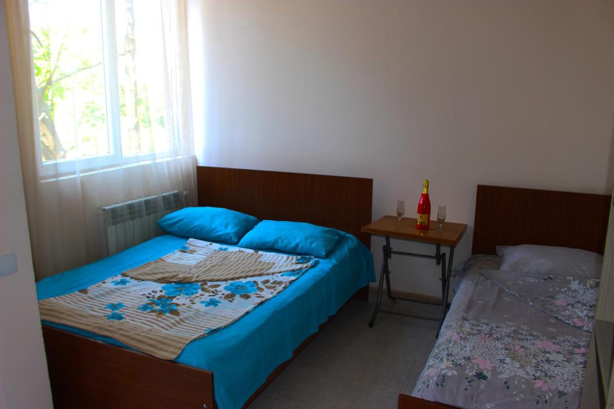 Standard Triple Room photo 3