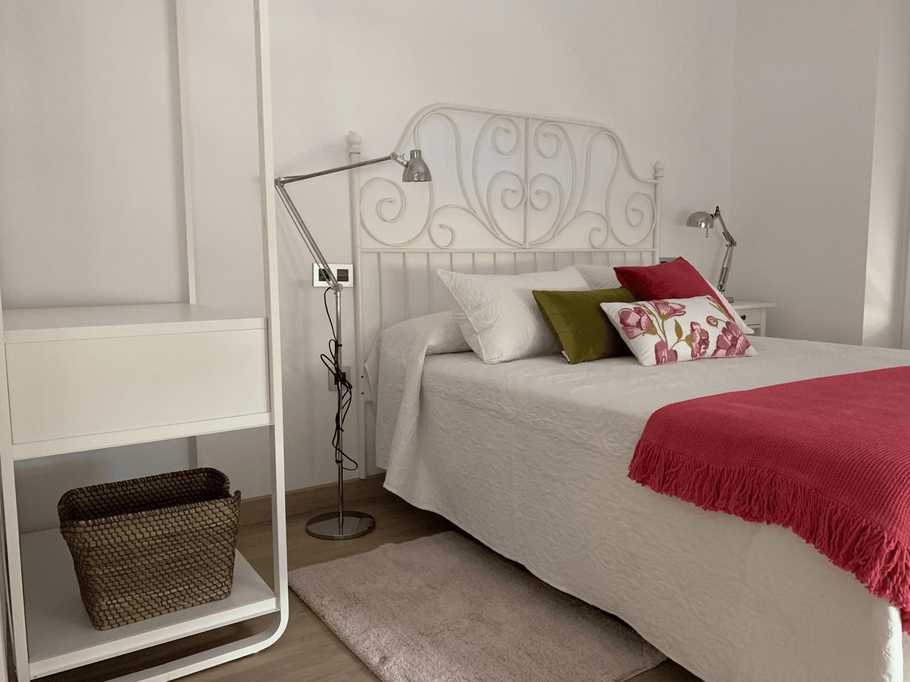 Two-Bedroom Apartment - Photo 20