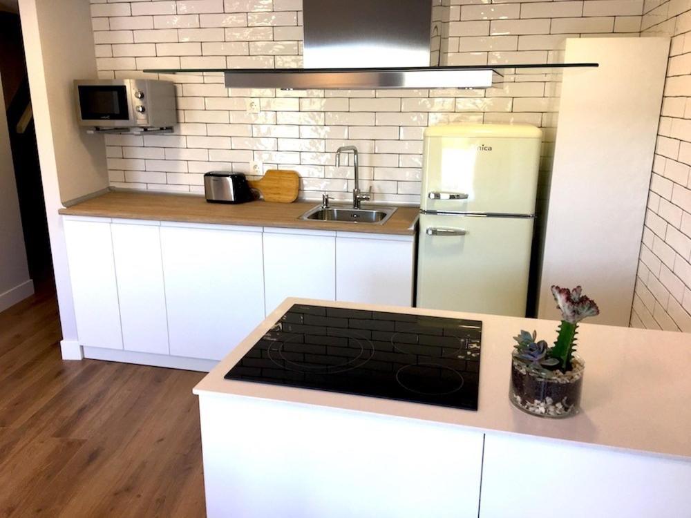 Apartment with Terrace photo 3