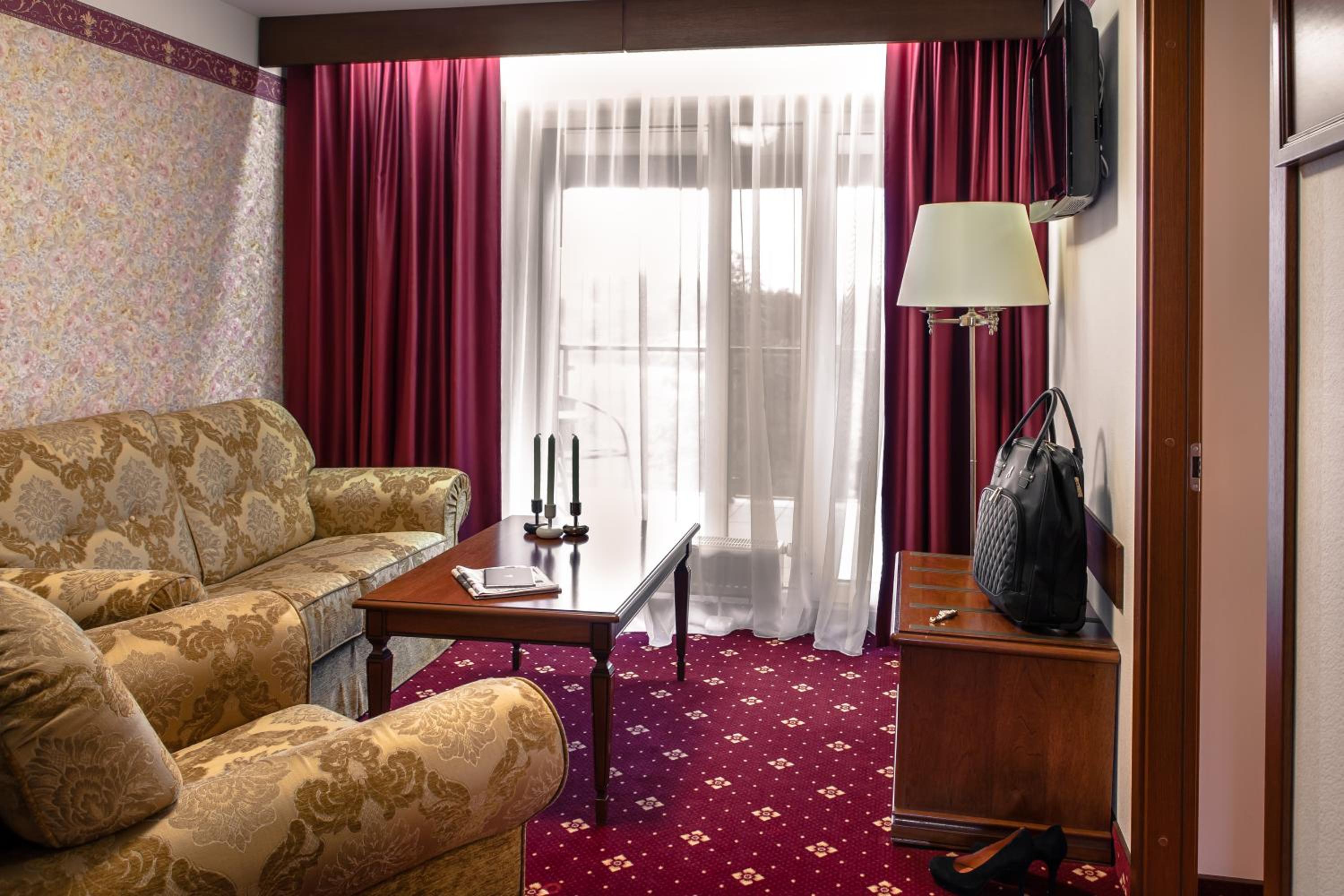 Suite with Sea View - Photo 6