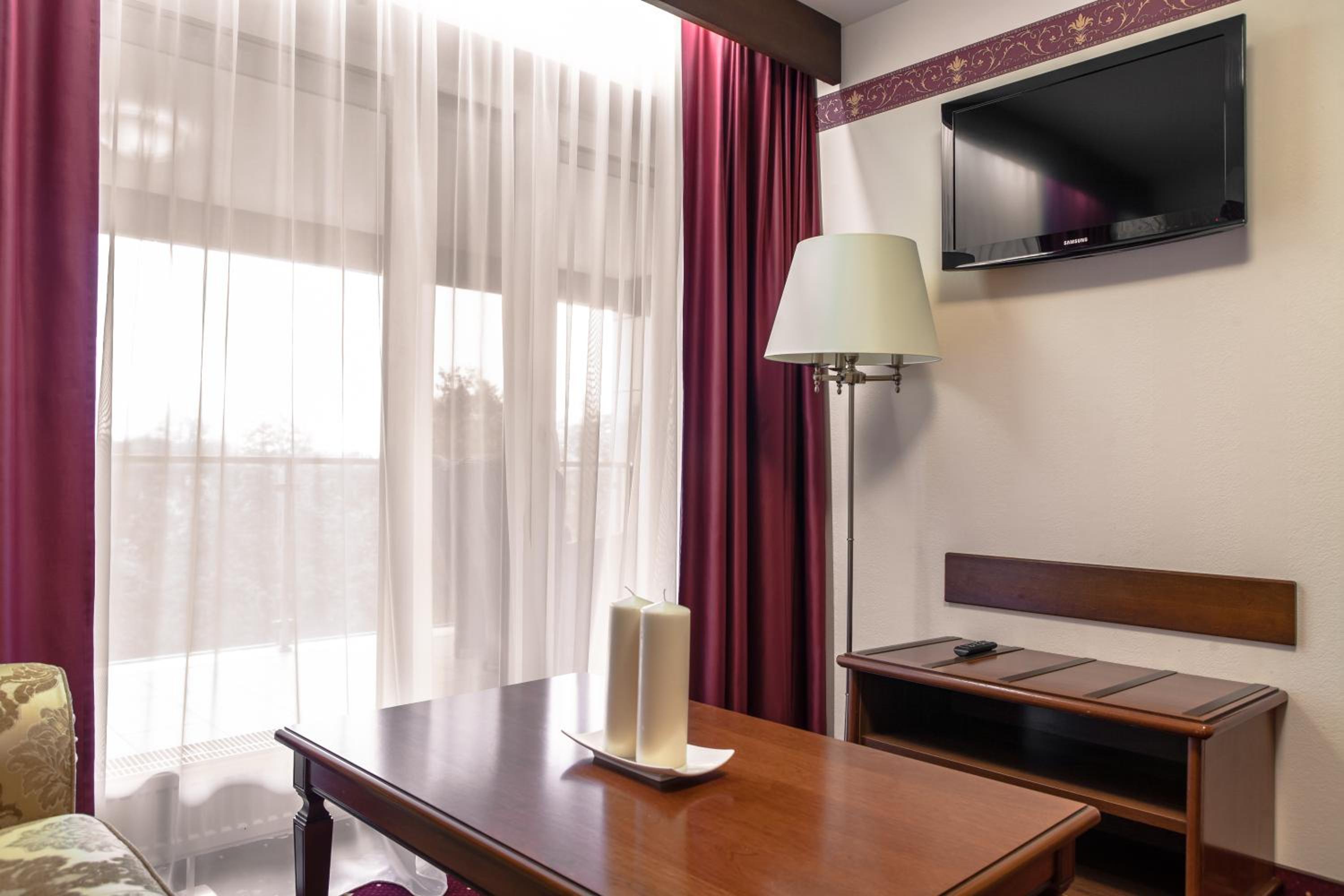 Suite with Sea View - Photo 7