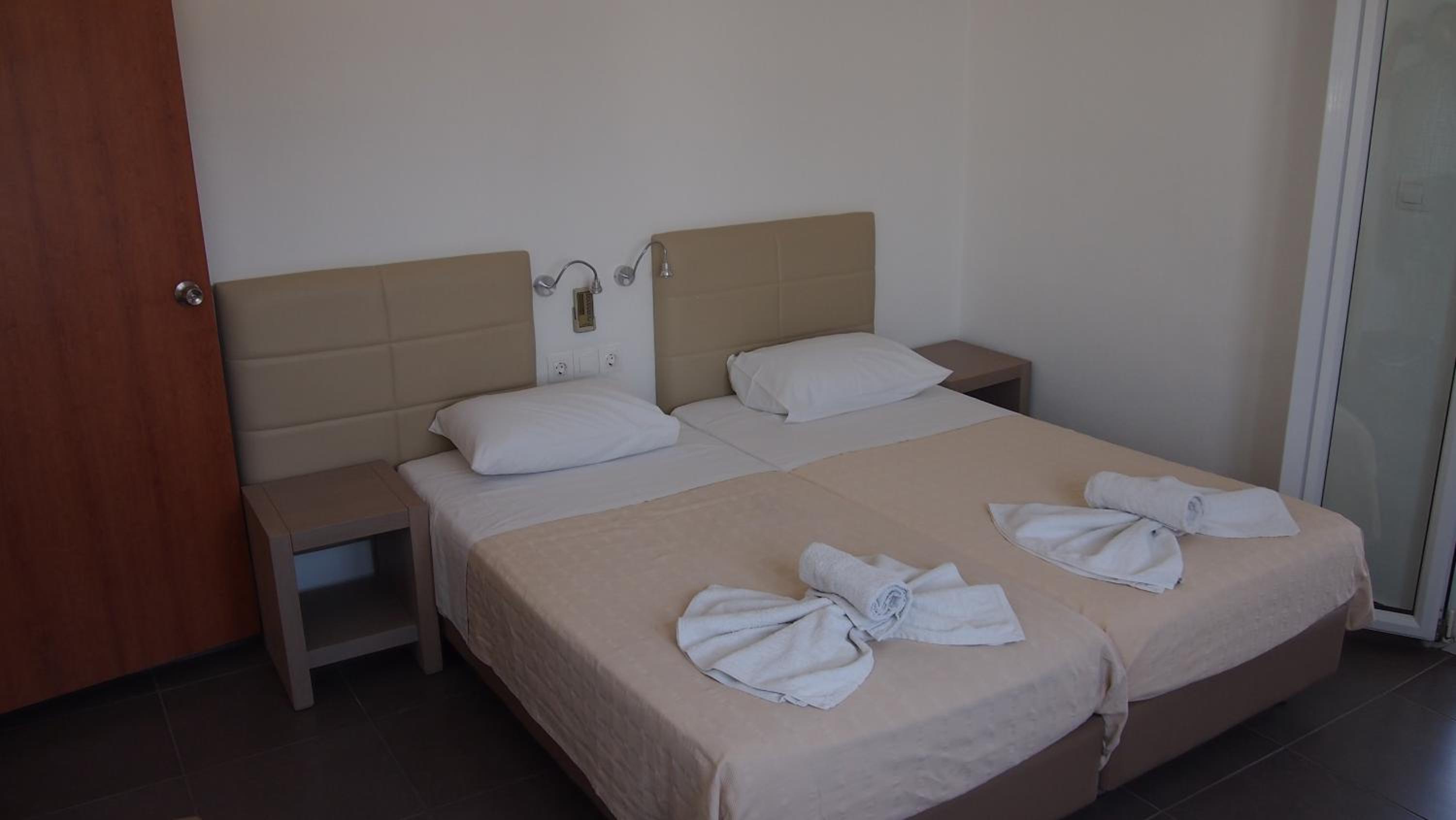 Superior Double or Twin Room with Sea View - Photo 6