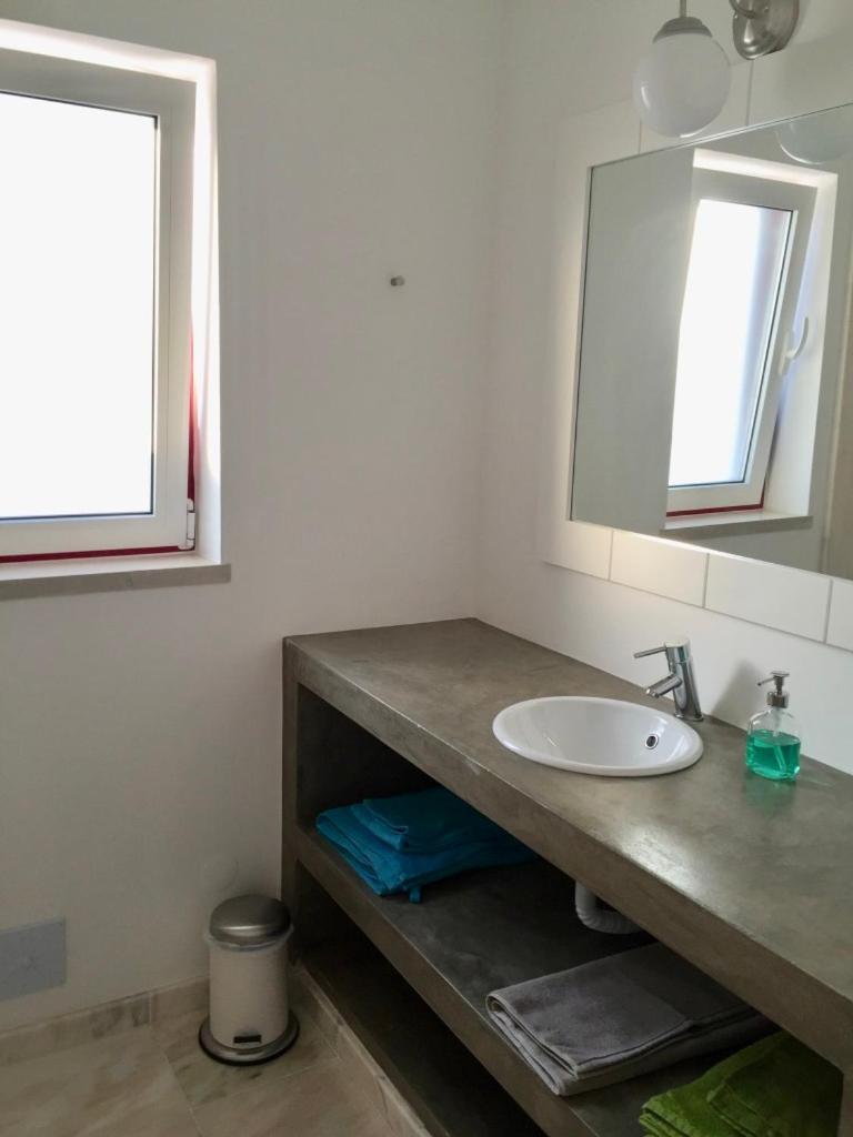 Three-Bedroom House photo 3