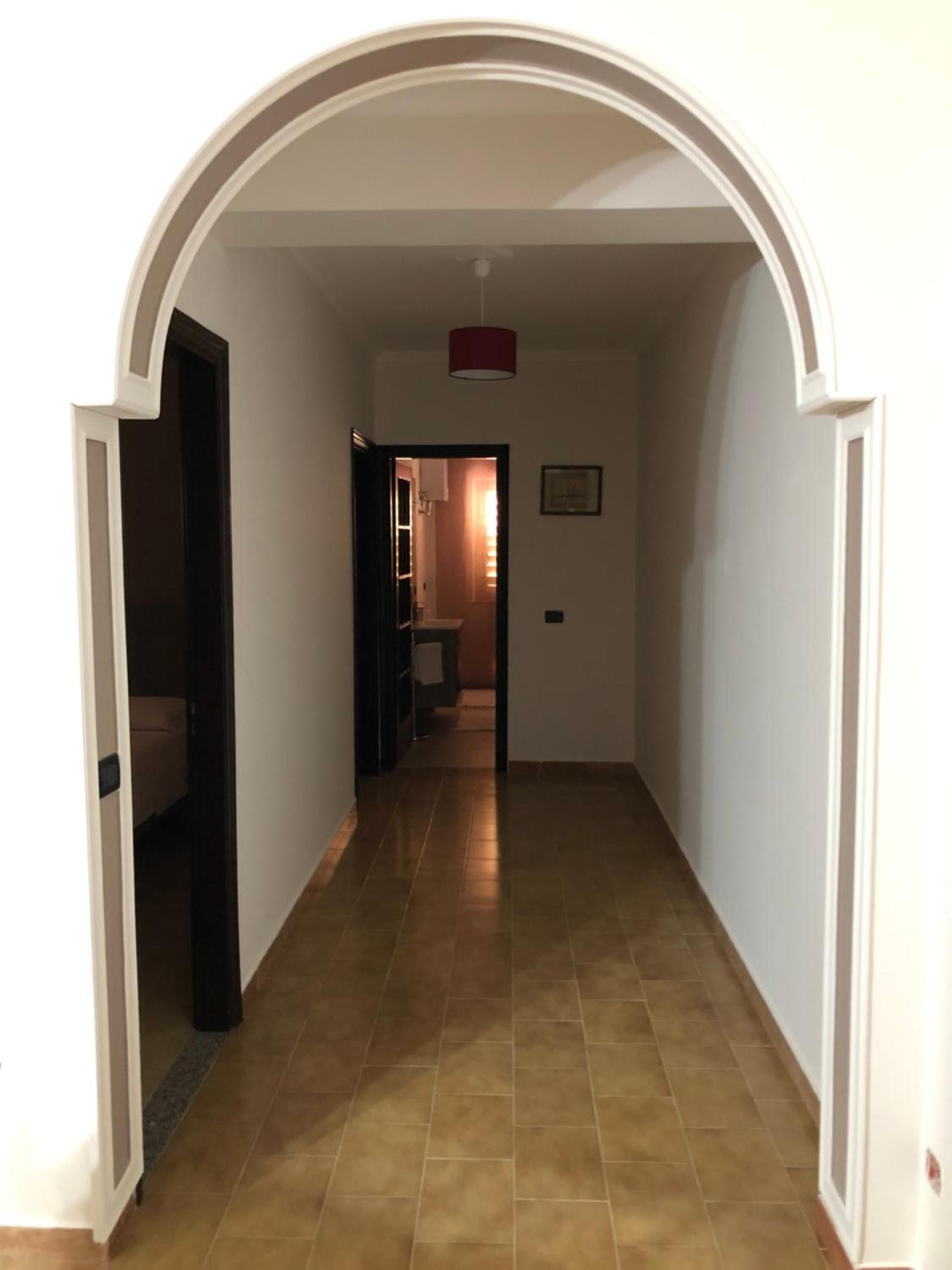 Two-Bedroom Apartment - Photo 9