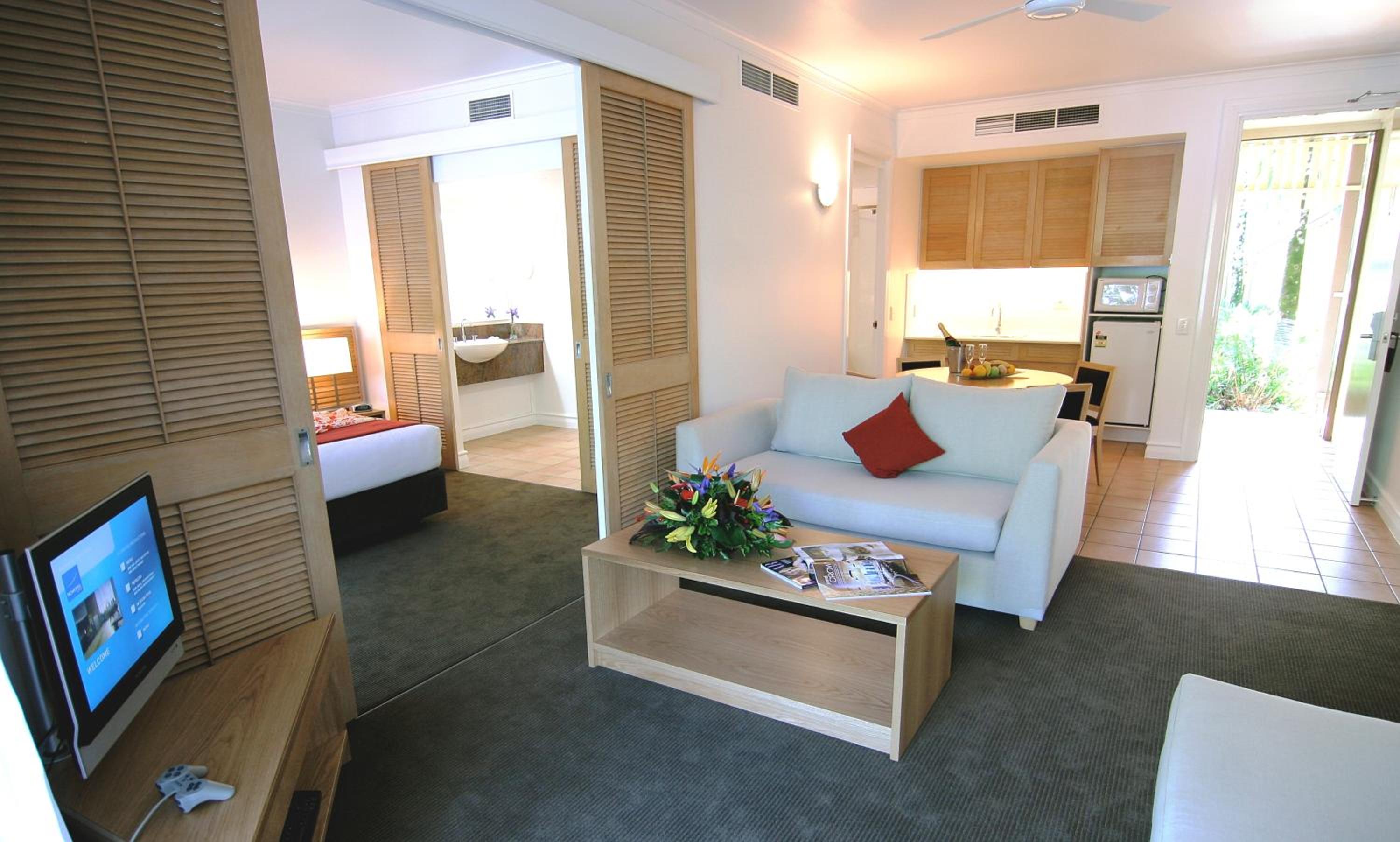 One-Bedroom Suite - Photo 1