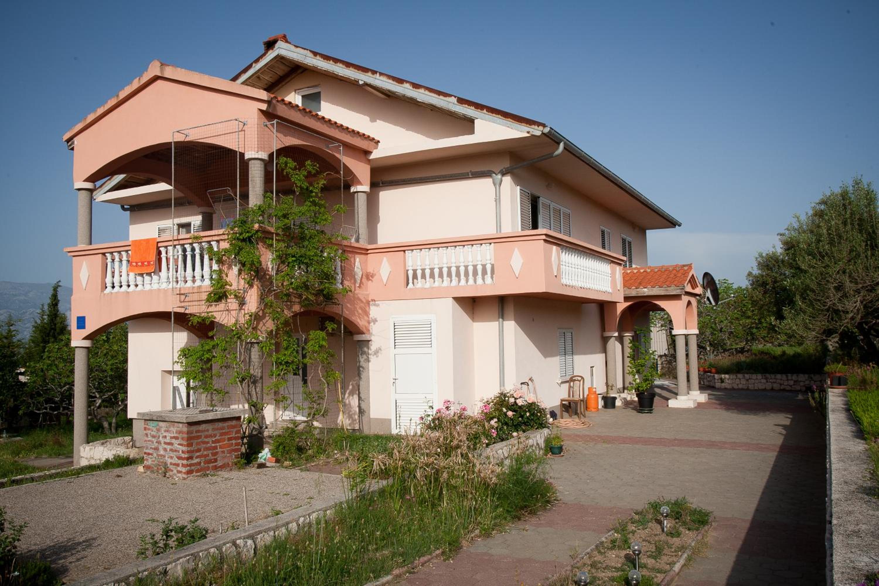 Apartment - Photo 22