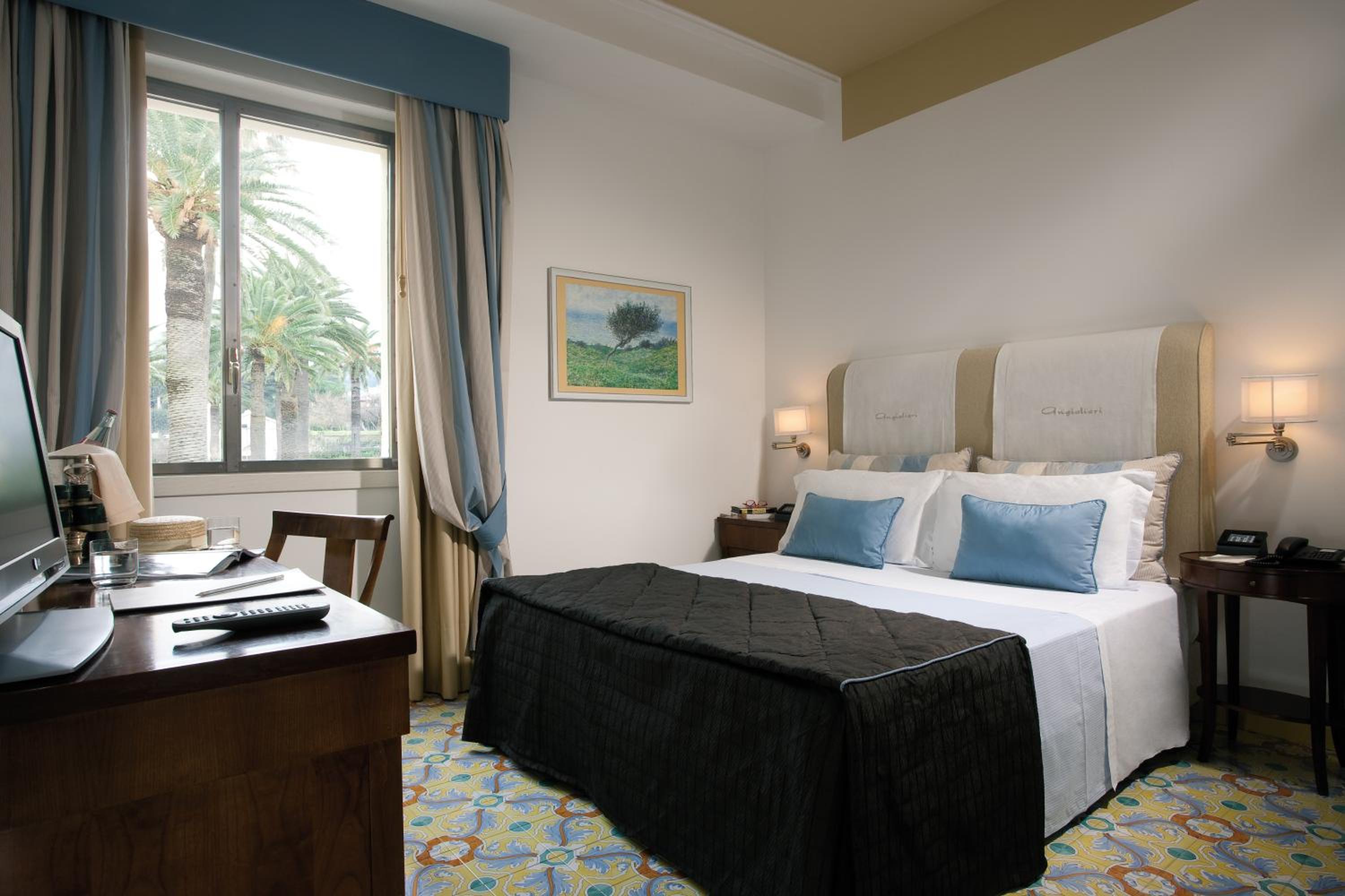 Double Room with Garden View - Photo 1