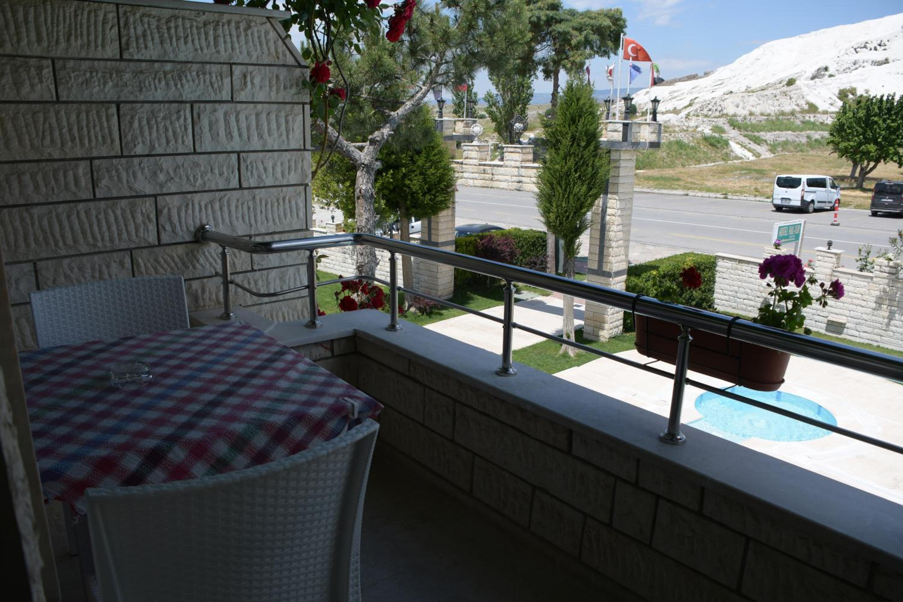 Double Room with Pamukkale View - Photo 3