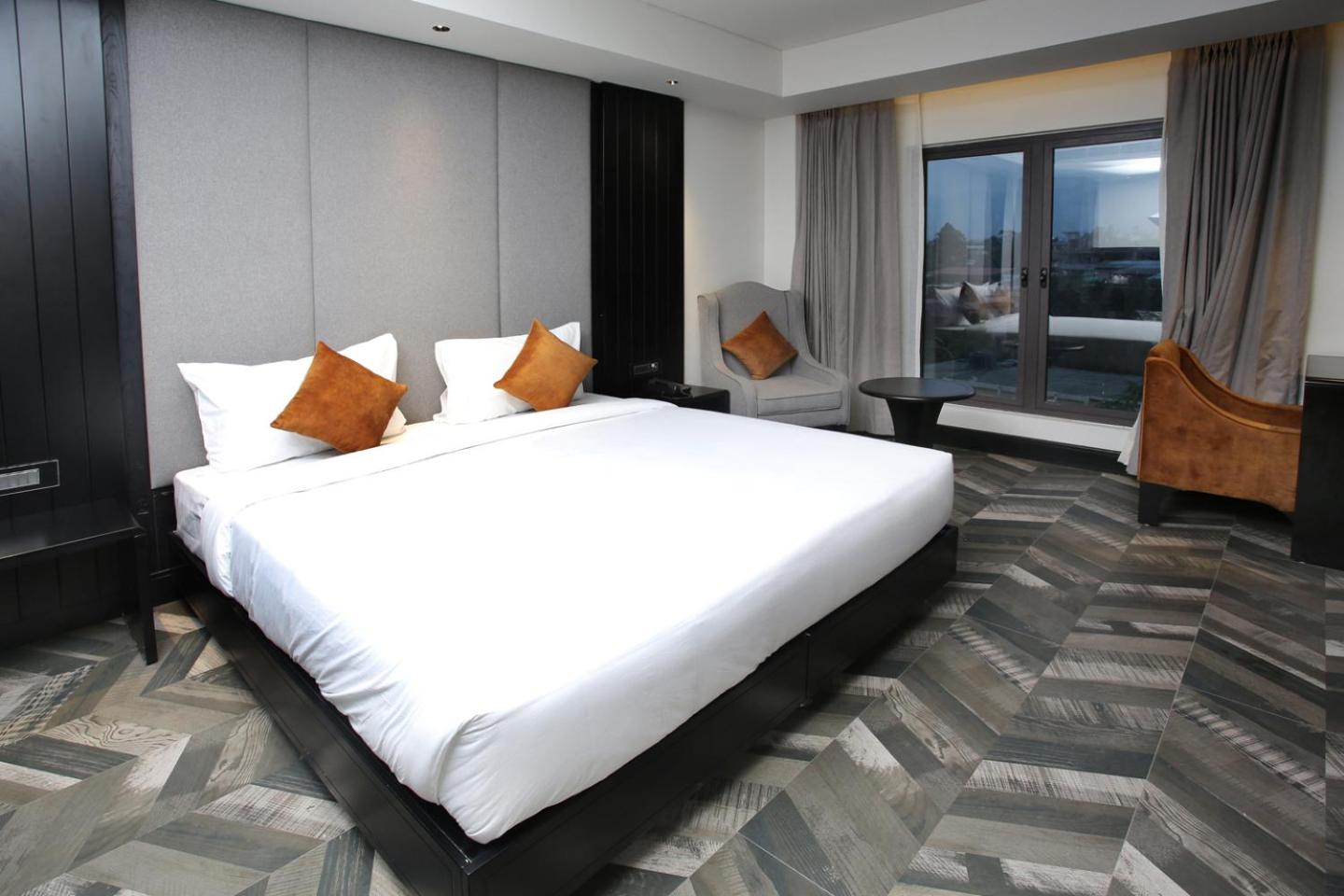 Deluxe Double Room - Photo 1