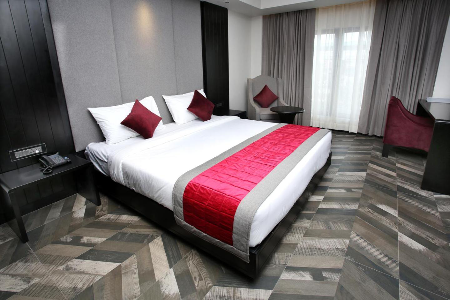 Double or Twin Room - Photo 6