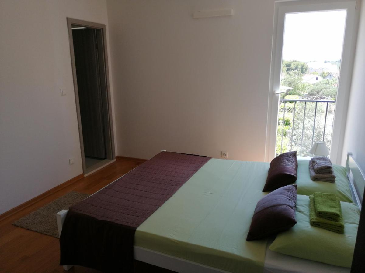 Comfort Two-Bedroom Apartment with Balcony and Sea View - Photo 19