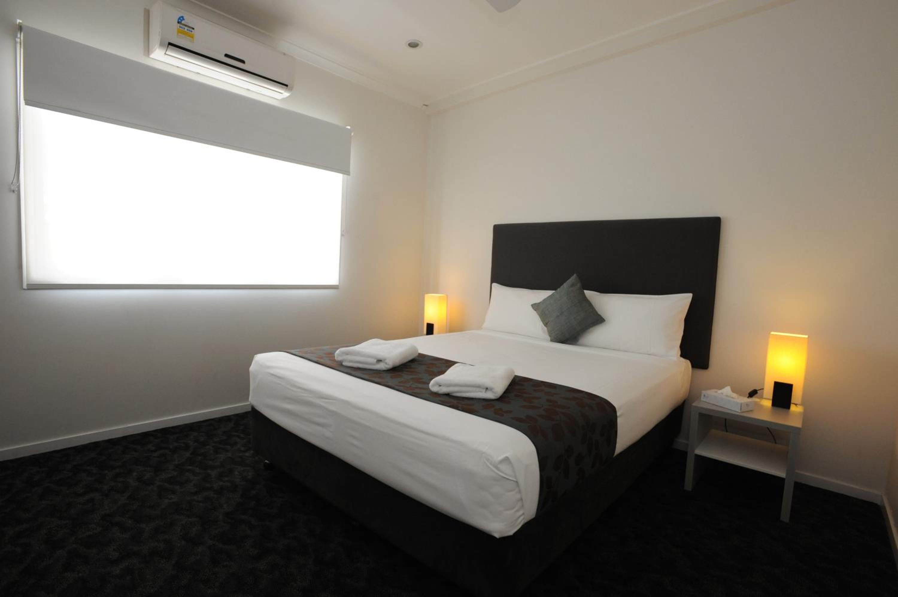 Premium Two-Bedroom Apartment - Not pet friendly photo 1