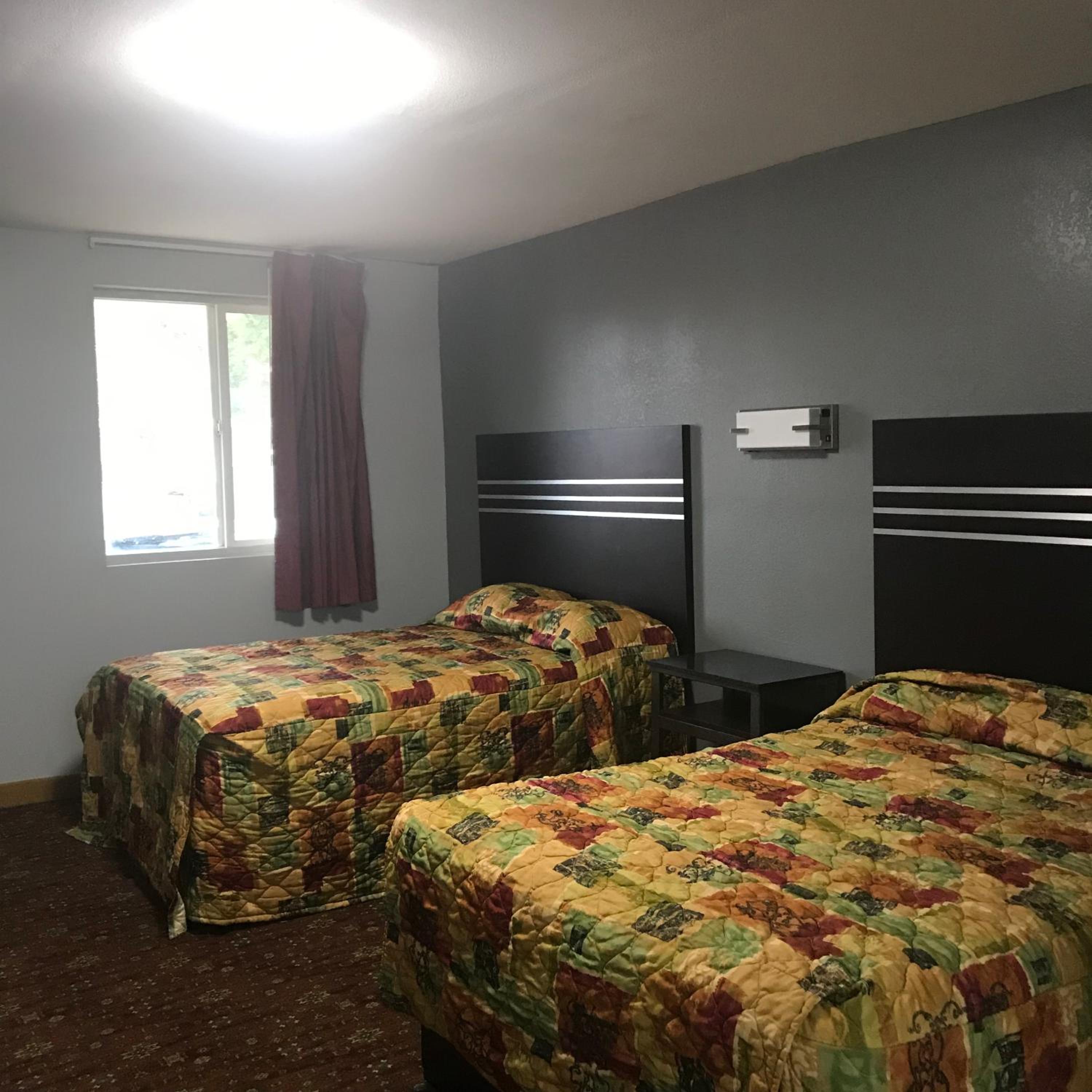 Double Room - Photo 8